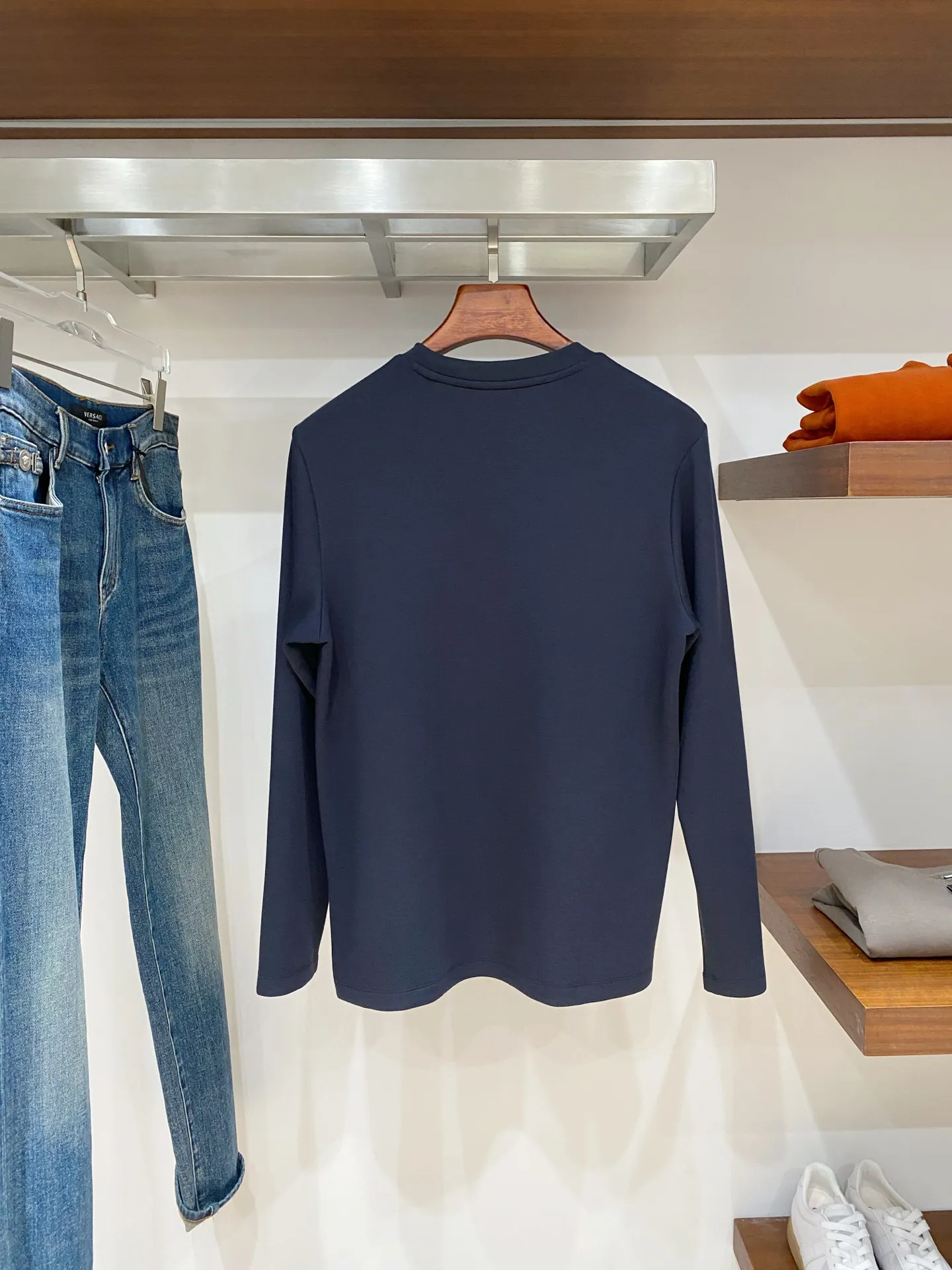Embroidered Wool-Blend Long-Sleeve T-Shirt D18021498 — view 2