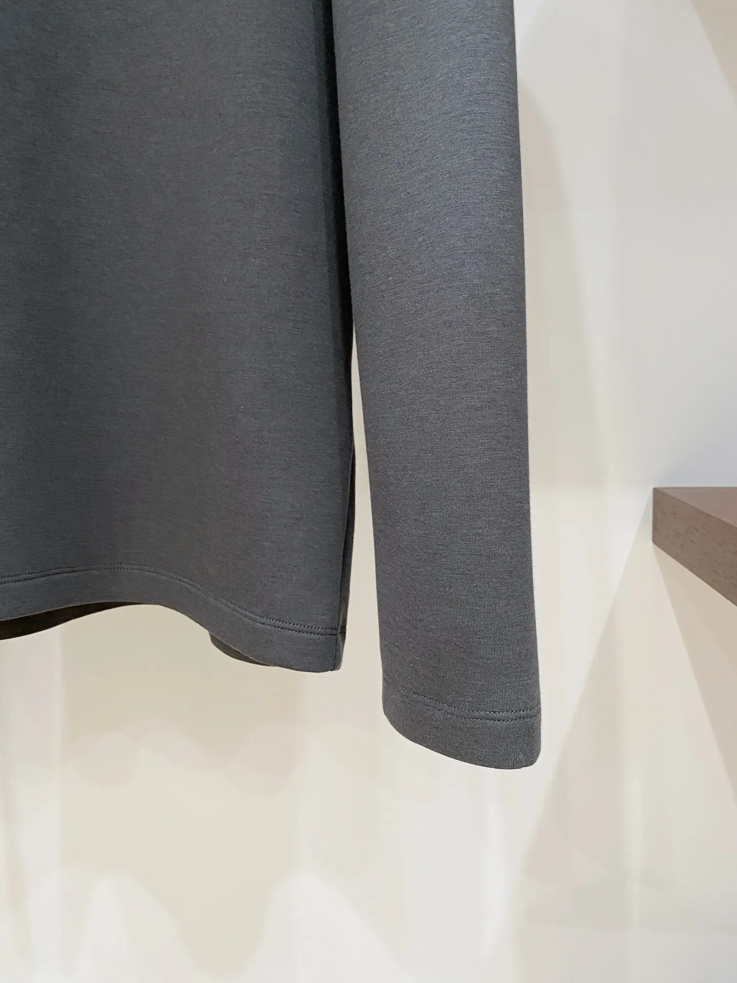 Embroidered Logo Wool-Blend Long-Sleeve T-Shirt D18021497 — view 7