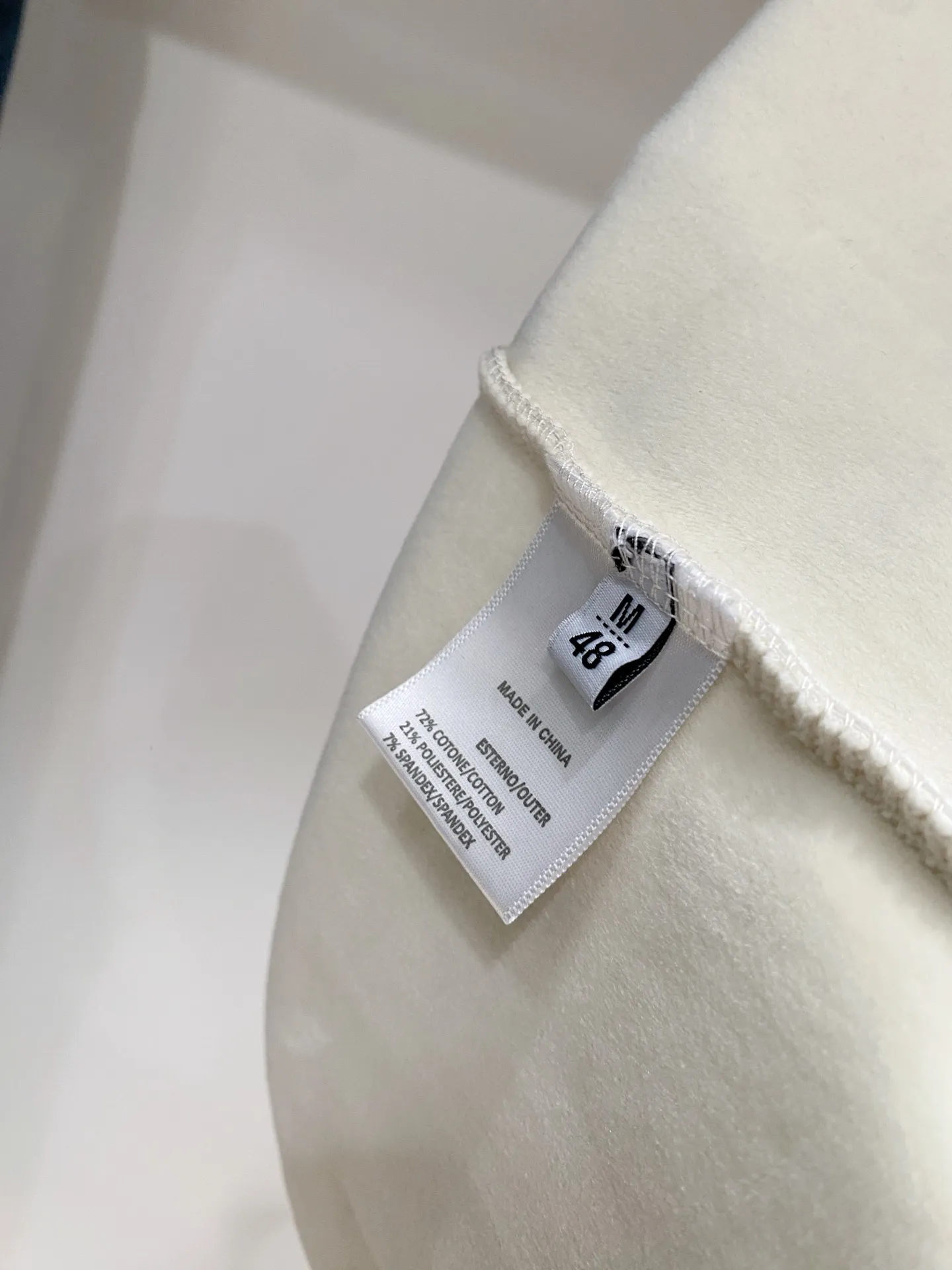 Embroidered Fleece-Lined Crew-Neck Sweatshirt D19521483 — view 8