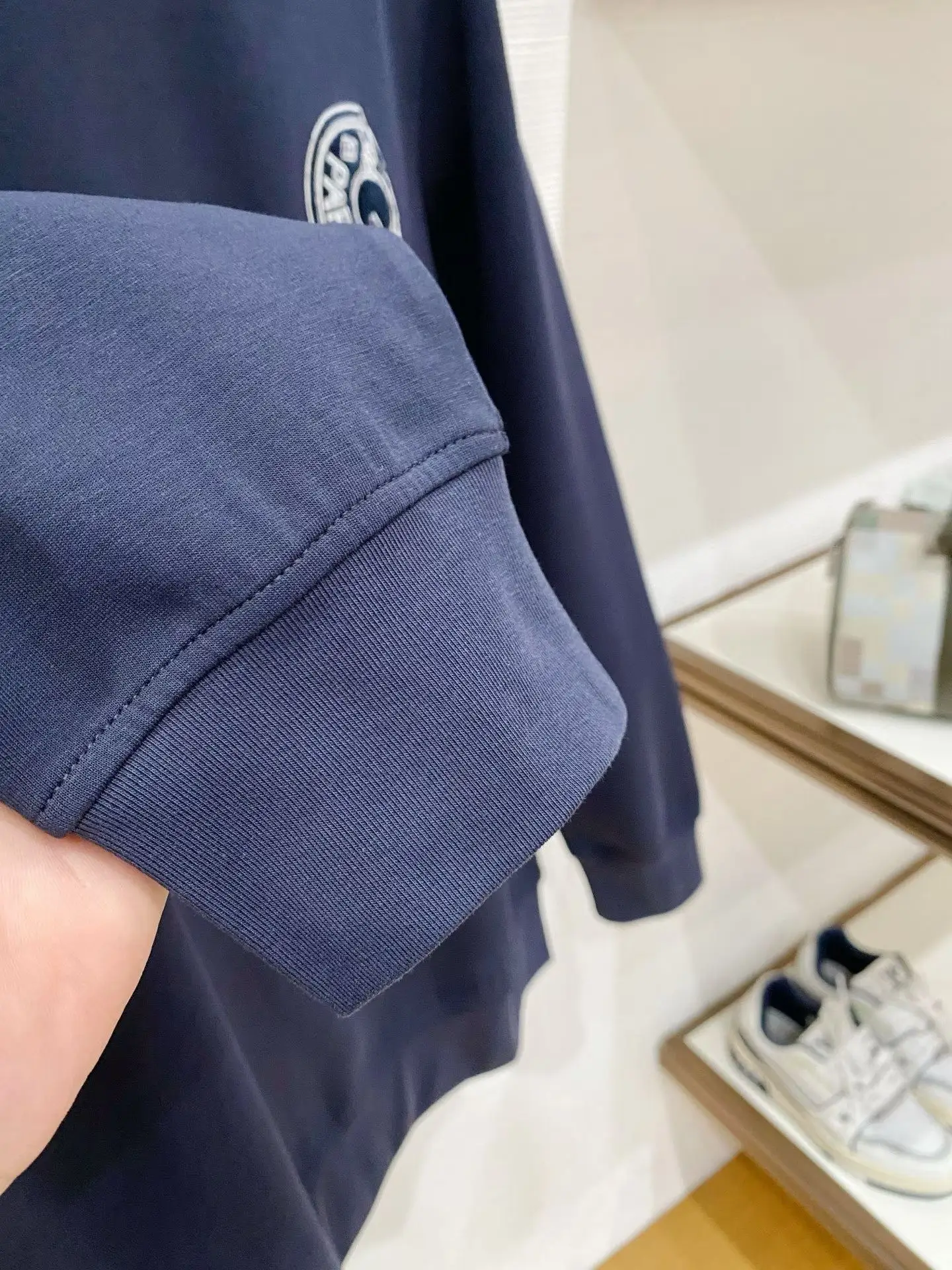 Embroidered Logo Crew-Neck Sweatshirt D19521494 — view 5