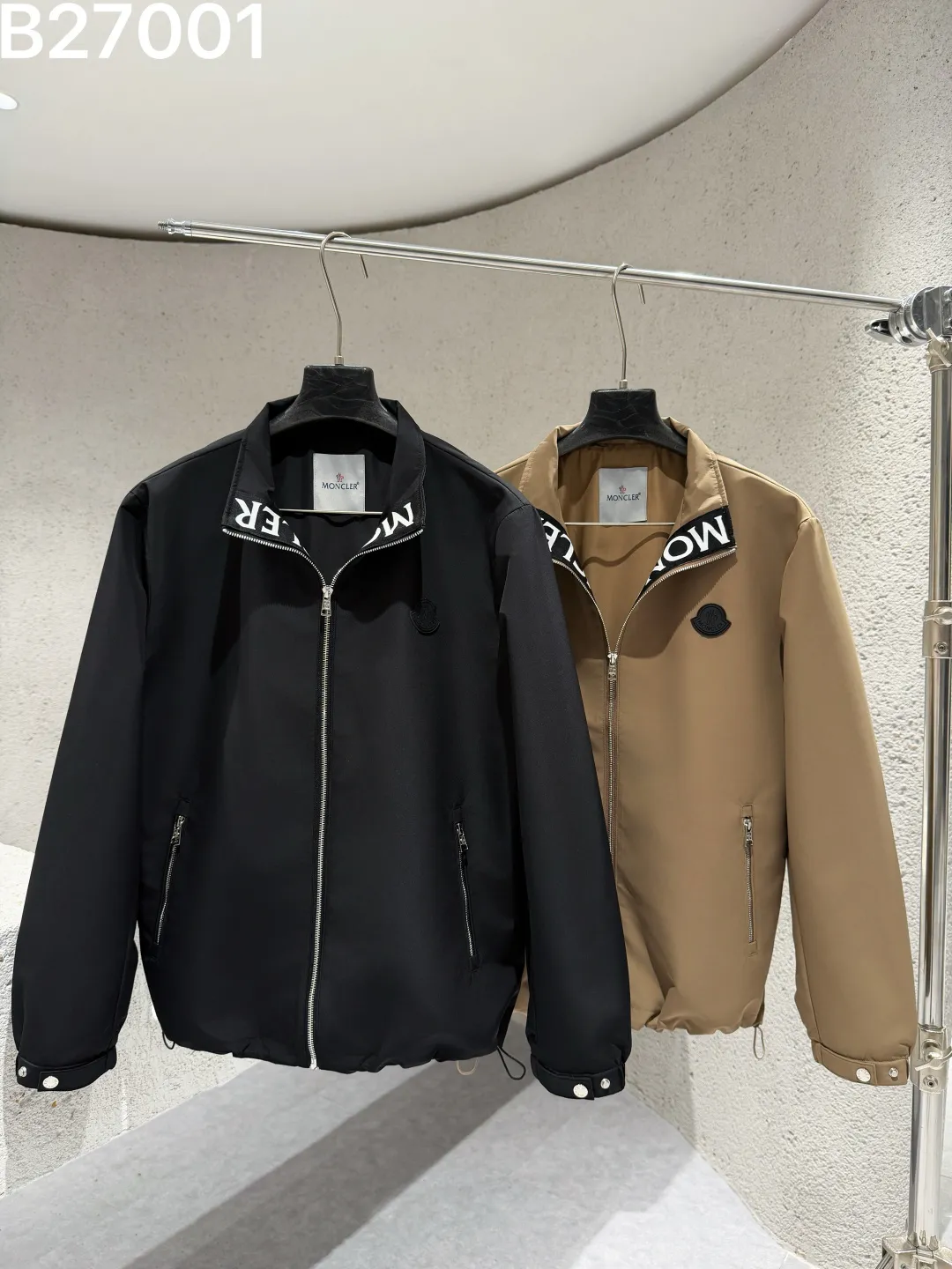 Logo-Intarsia Technical Zip-Up Jacket D26021480 — view 3