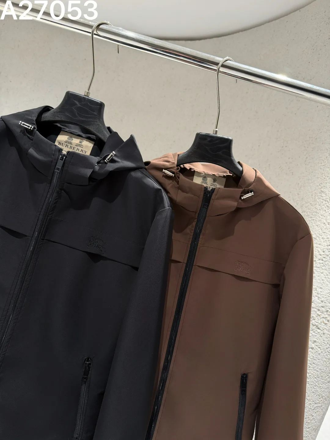 Hooded Technical Shell Jacket D21521477 — view 6