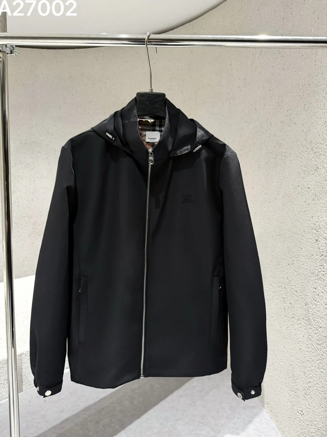 Hooded Technical Shell Jacket D21521478 — view 2