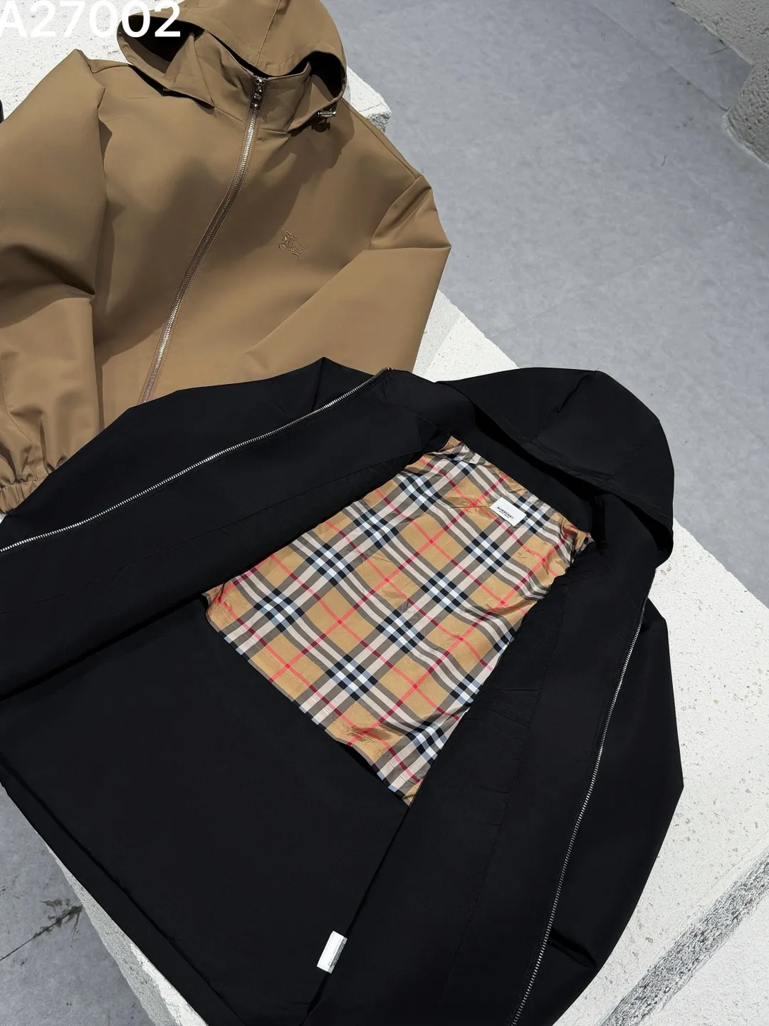 Hooded Technical Shell Jacket D21521478 — view 7
