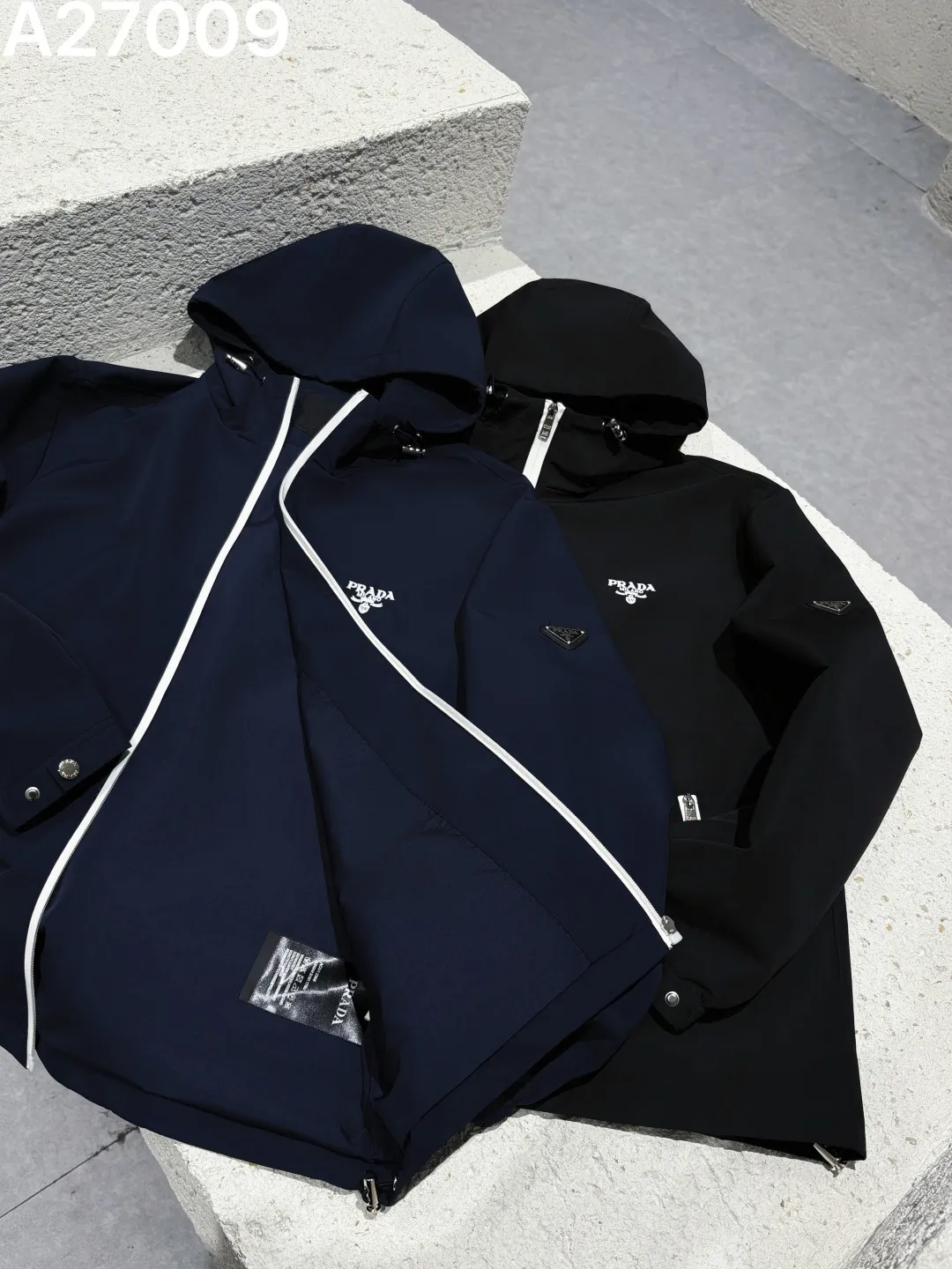 Hooded Technical Shell Jacket D21521474 — view 8