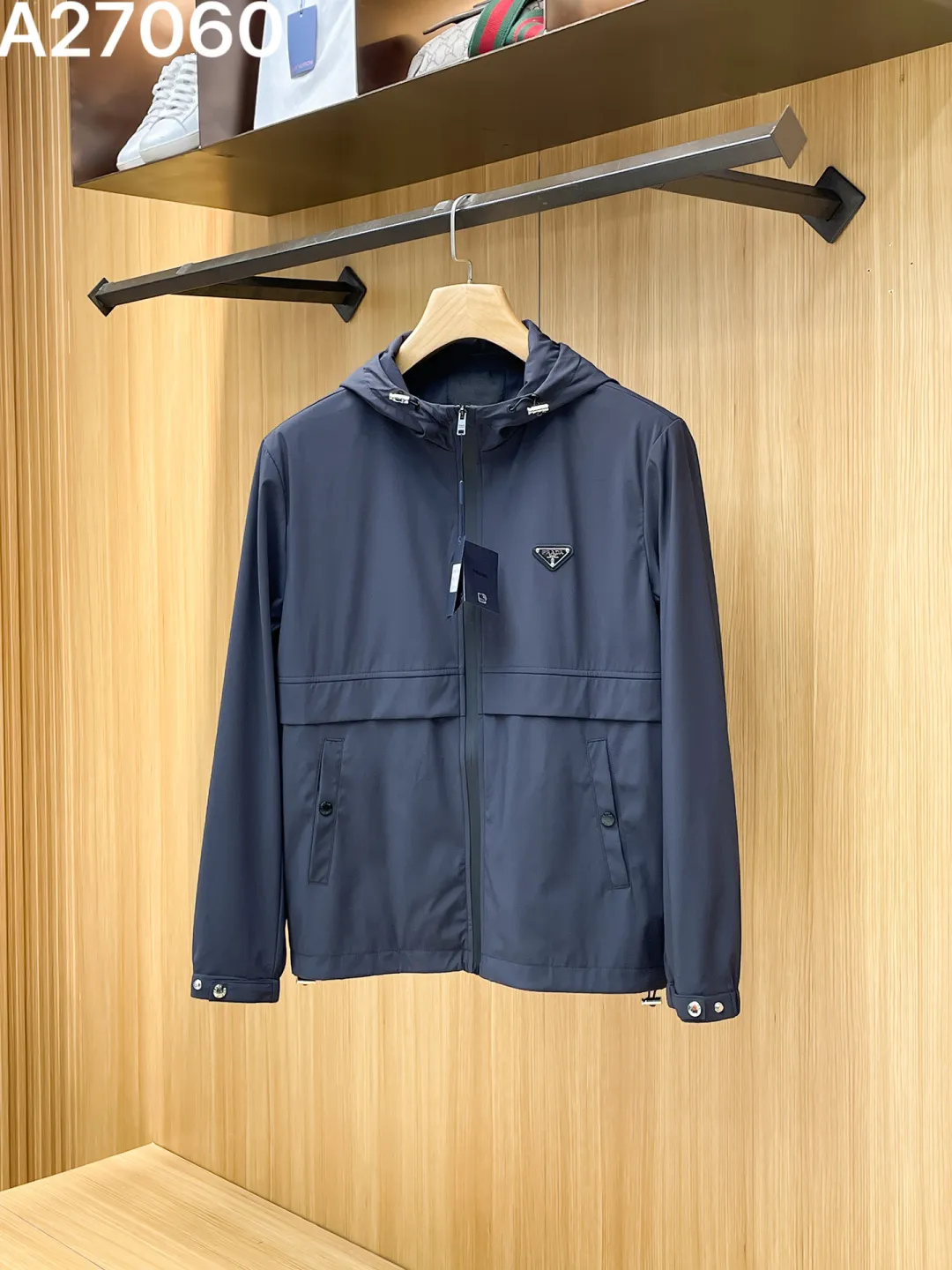 Logo-Appliqué Hooded Windbreaker Jacket D21521465