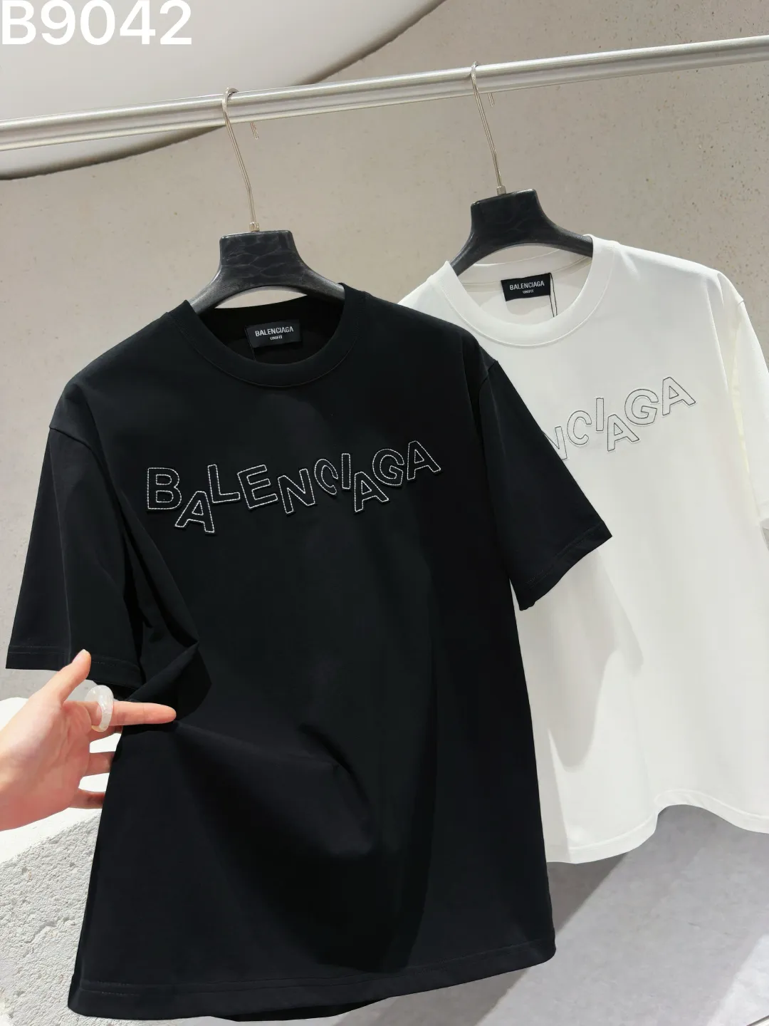 Embroidered Logo Cotton T-Shirt D8521544 — view 6