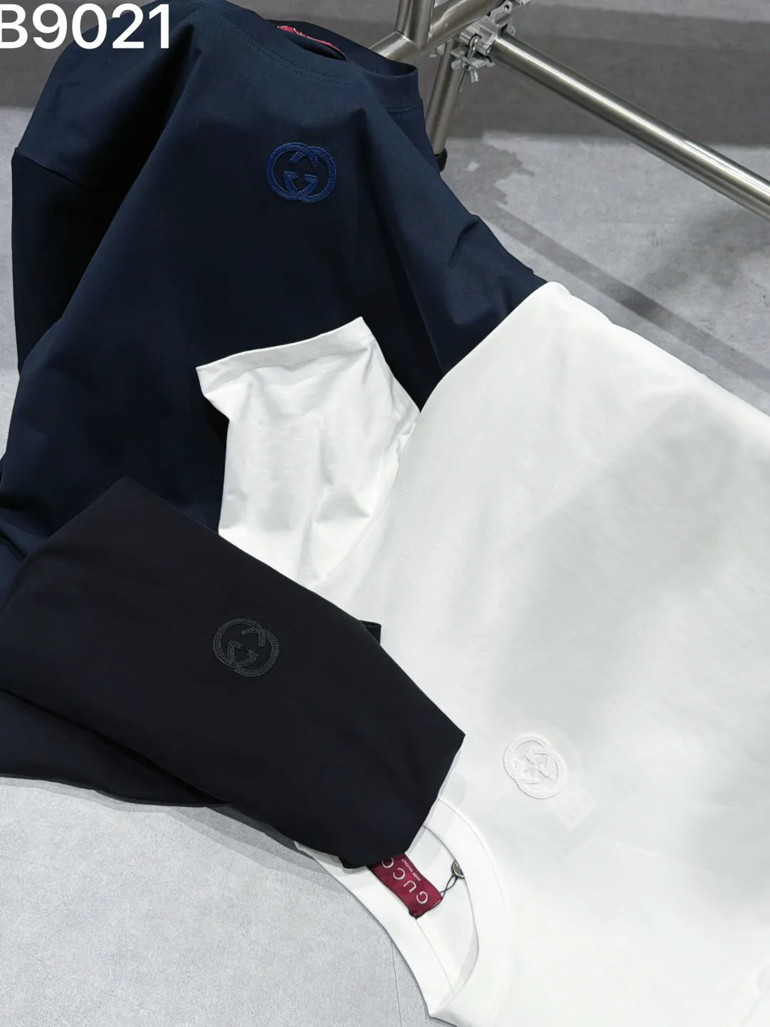 Embroidered Interlocking G Cotton T-Shirt D9021516 — view 6