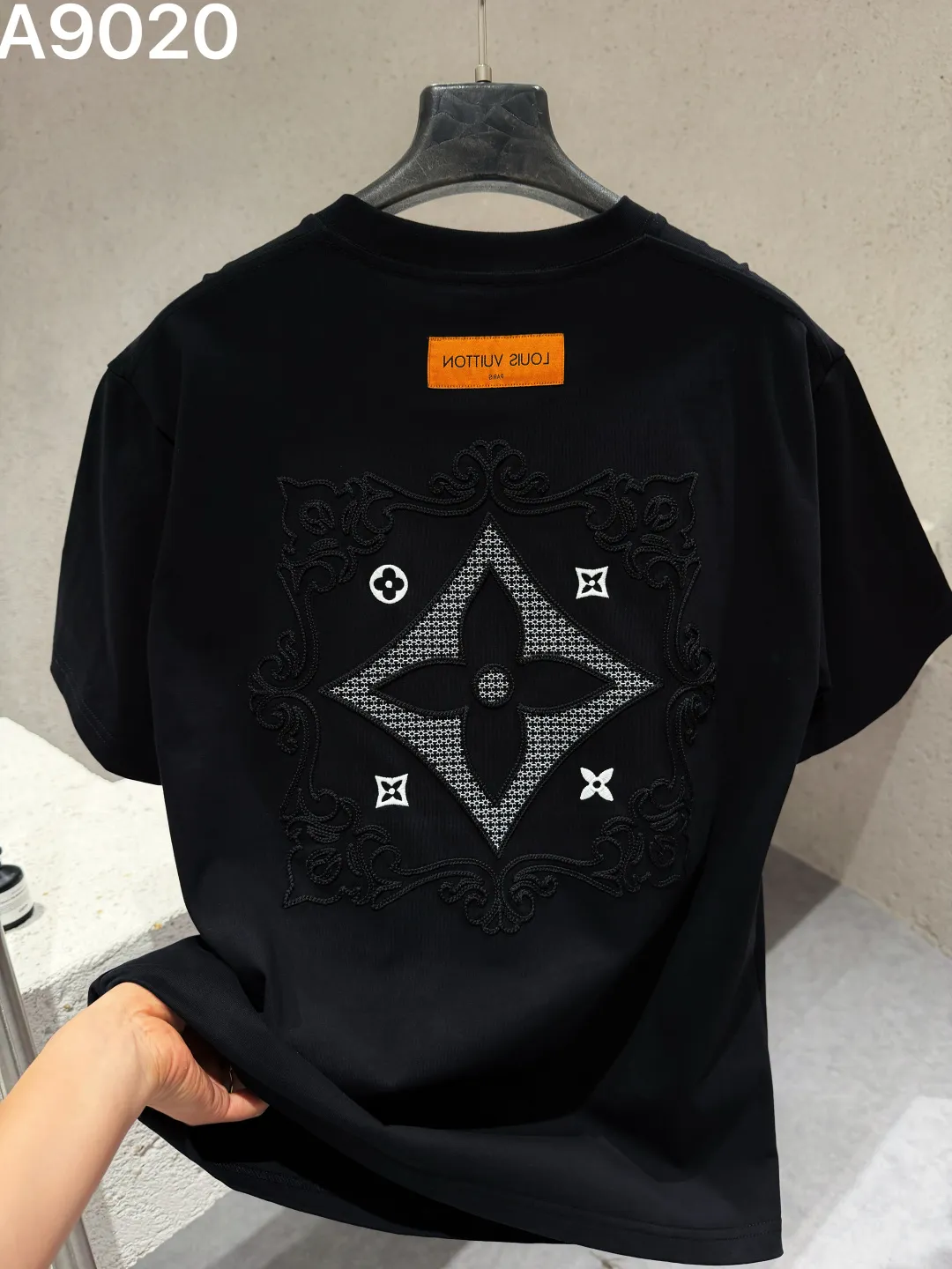 Embroidered Monogram Cotton T-Shirt D9021552 — view 4