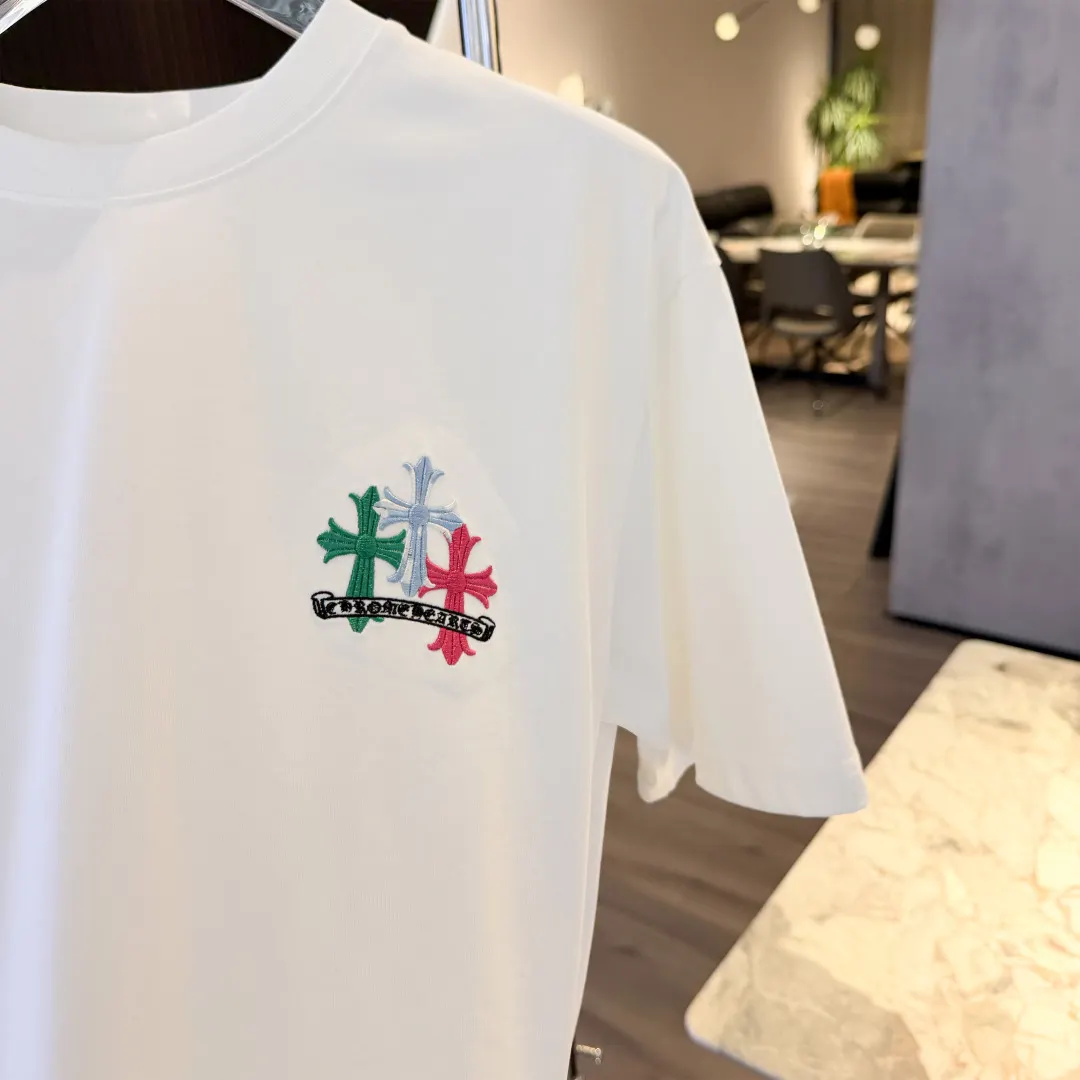 Embroidered Triple Cross Logo T-Shirt D9521525 — view 3