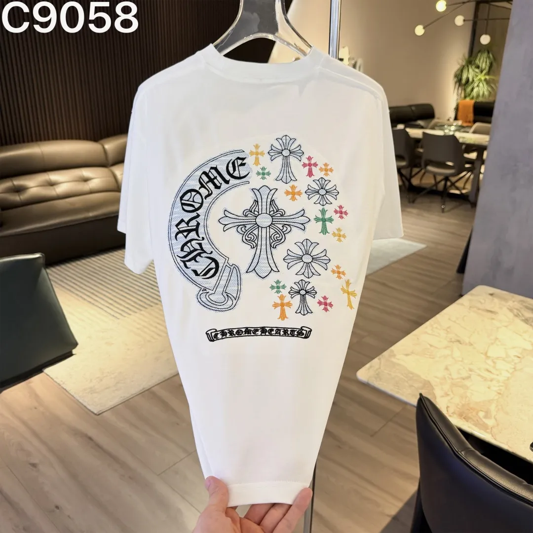 Embroidered Triple Cross Logo T-Shirt D9521525 — view 4