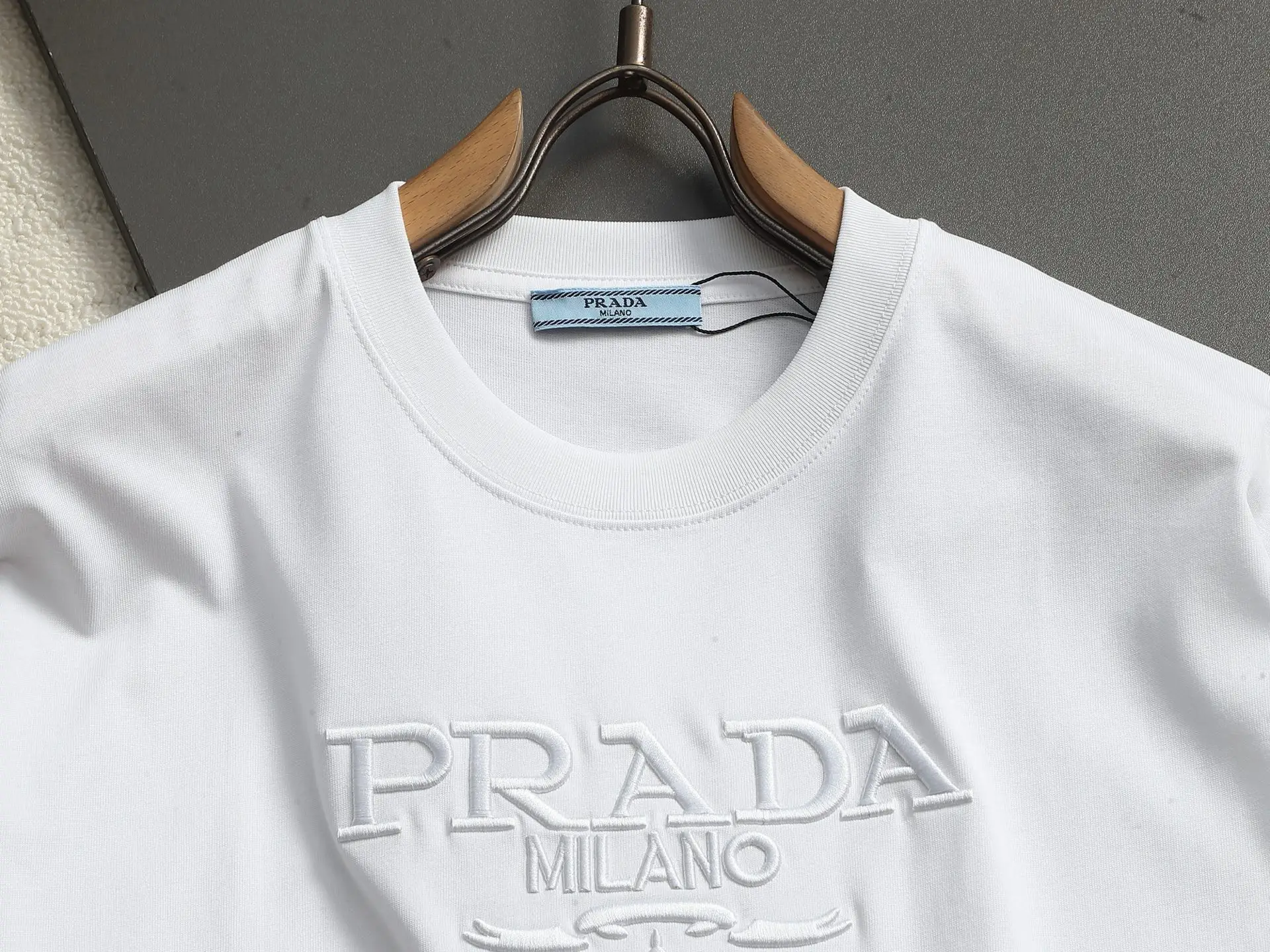 Embroidered Logo Cotton T-Shirt D13520185 — view 3
