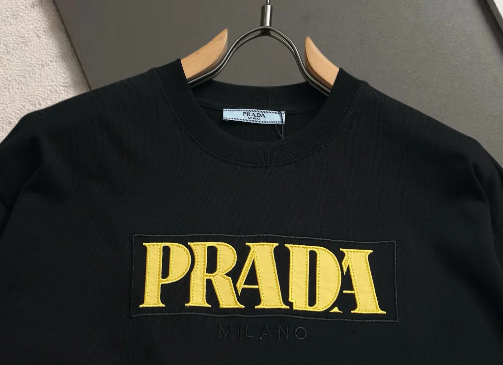 Logo Embroidered Cotton T-Shirt D13520155 — view 3