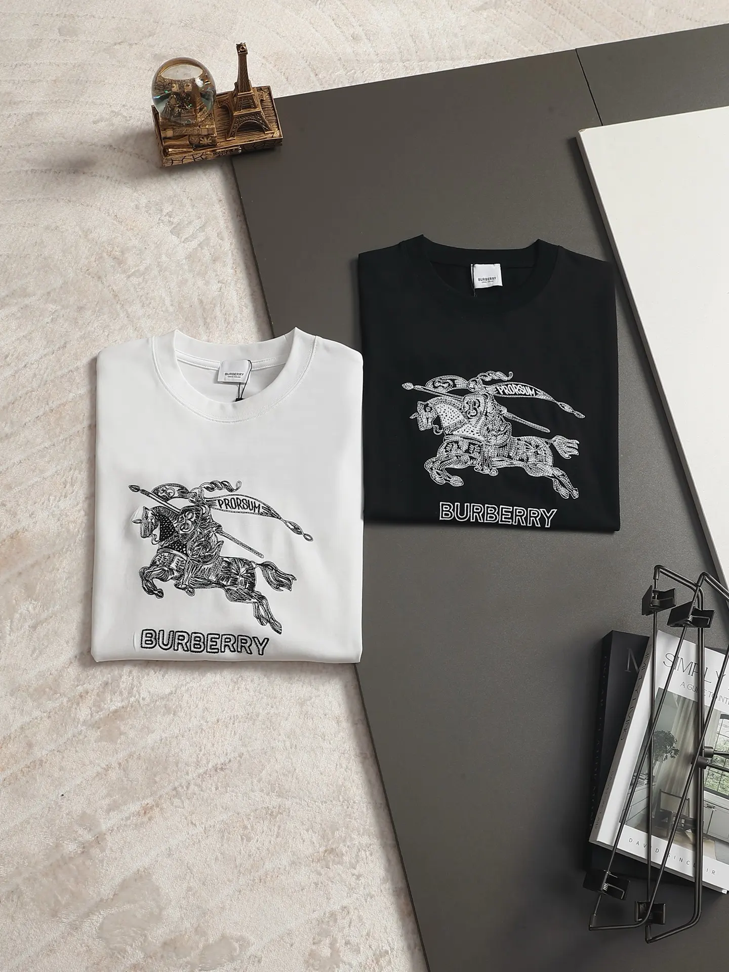 Embroidered Equestrian Knight Logo T-Shirt D13520175 — view 2