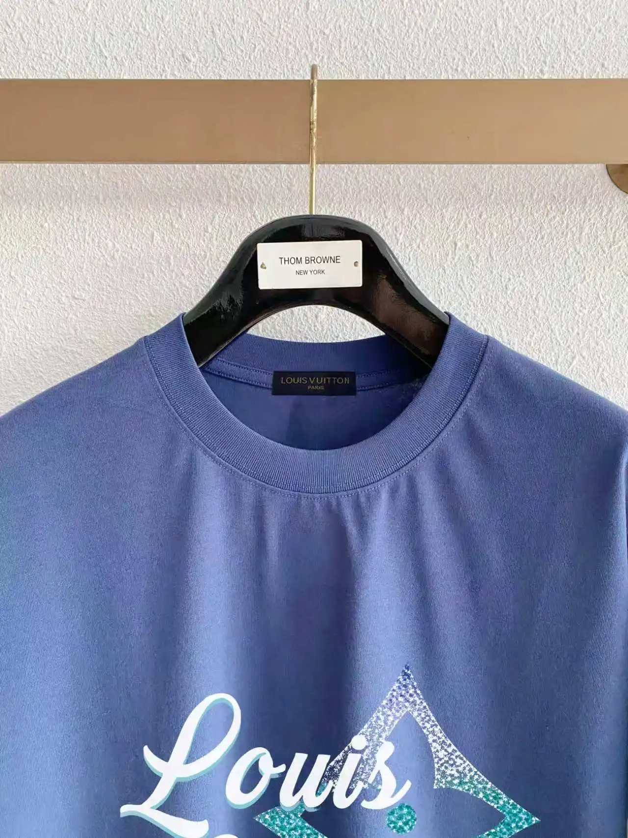 Gradient Script Logo Cotton T-Shirt D13520322 — view 3