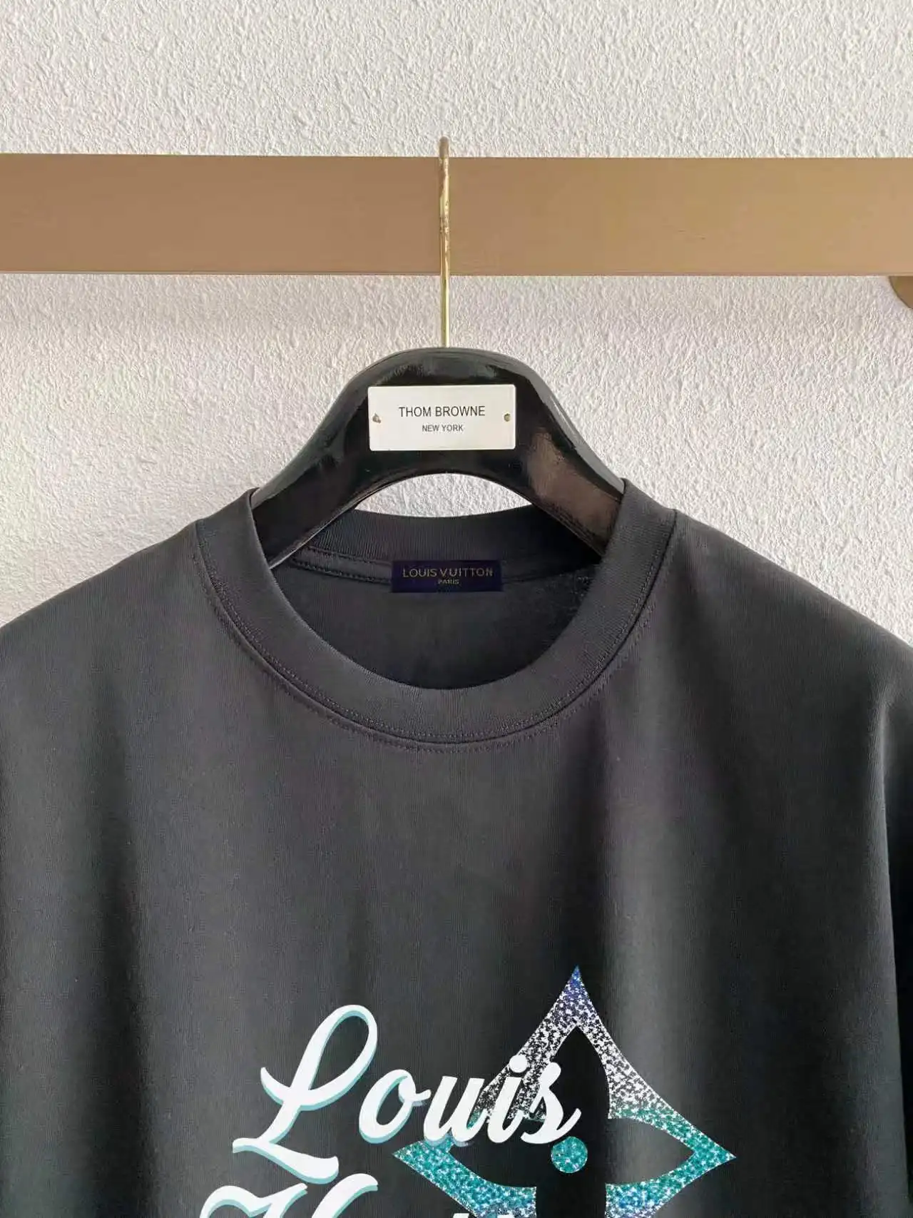 Gradient Script Logo Cotton T-Shirt D13520323 — view 3