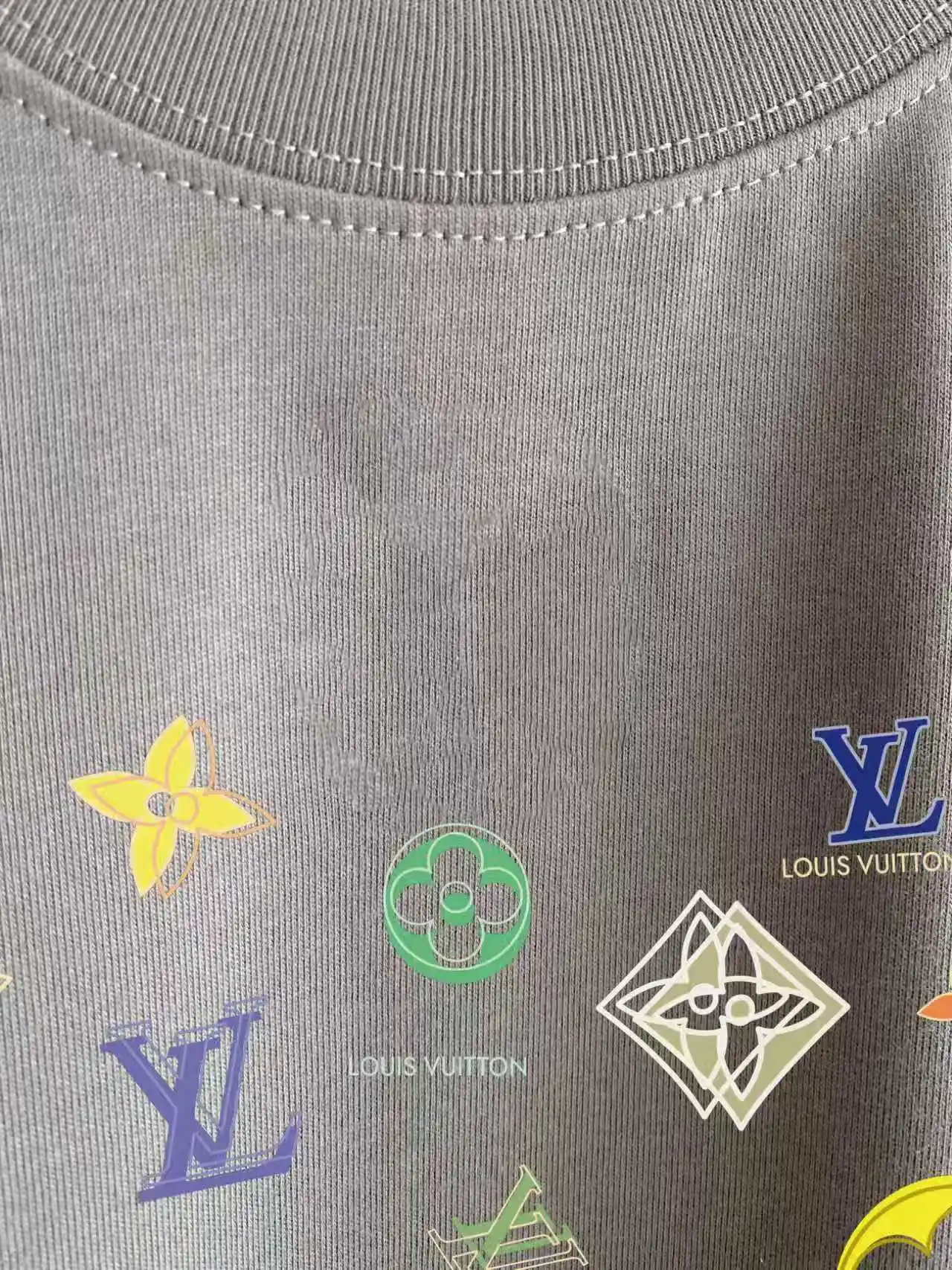Monogram Element Graphic Print T-Shirt D13520133 — view 4