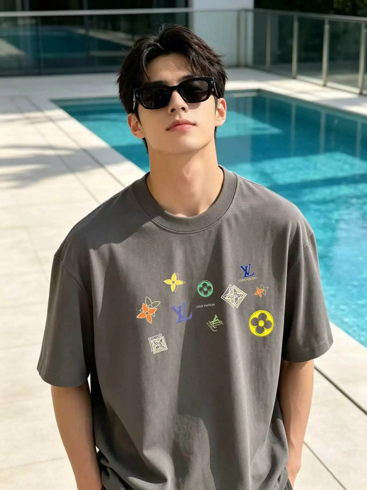 Monogram Element Graphic Print T-Shirt D13520133 — view 5