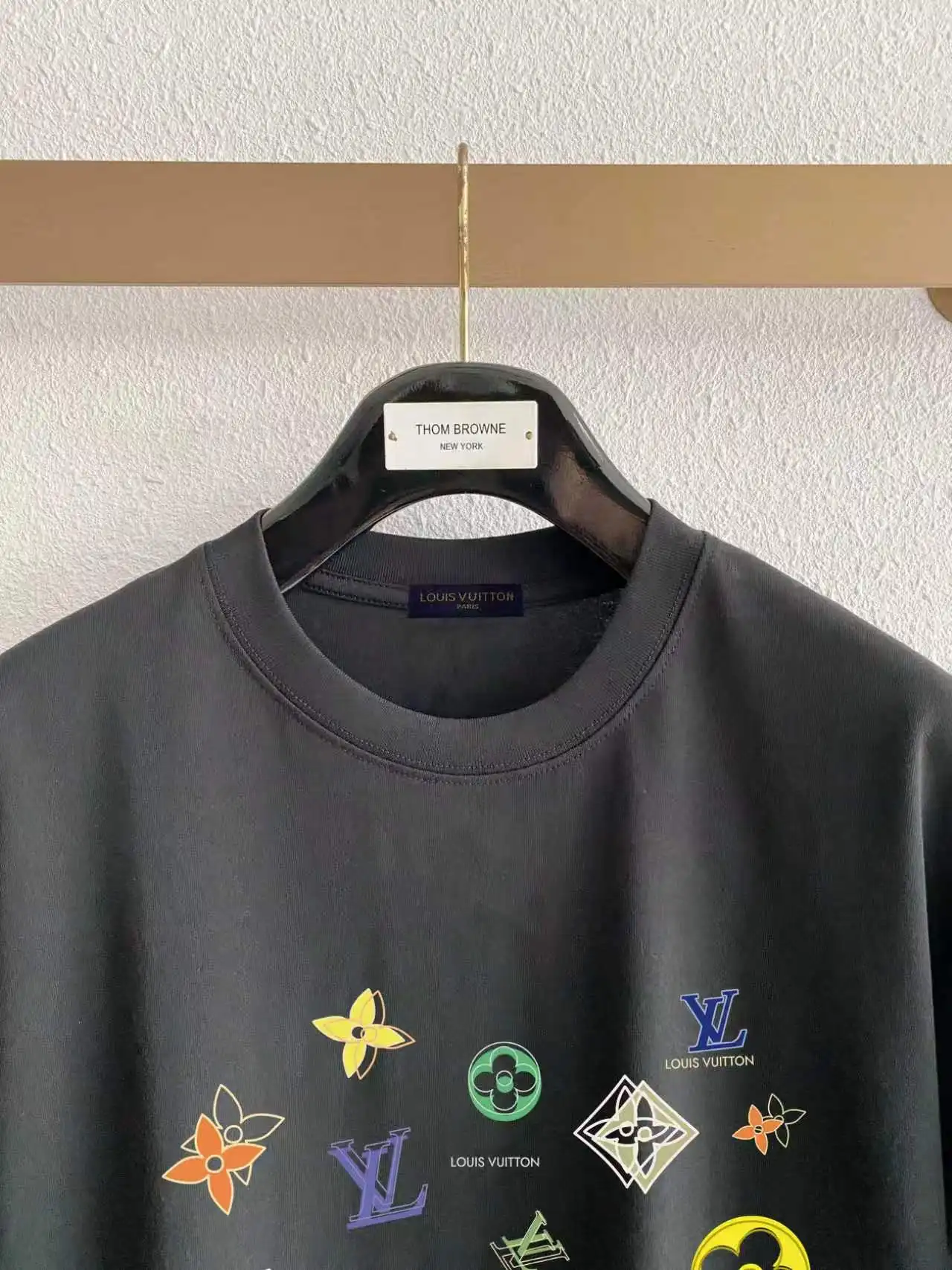 Monogram Badge Print Cotton T-Shirt D13520135 — view 3