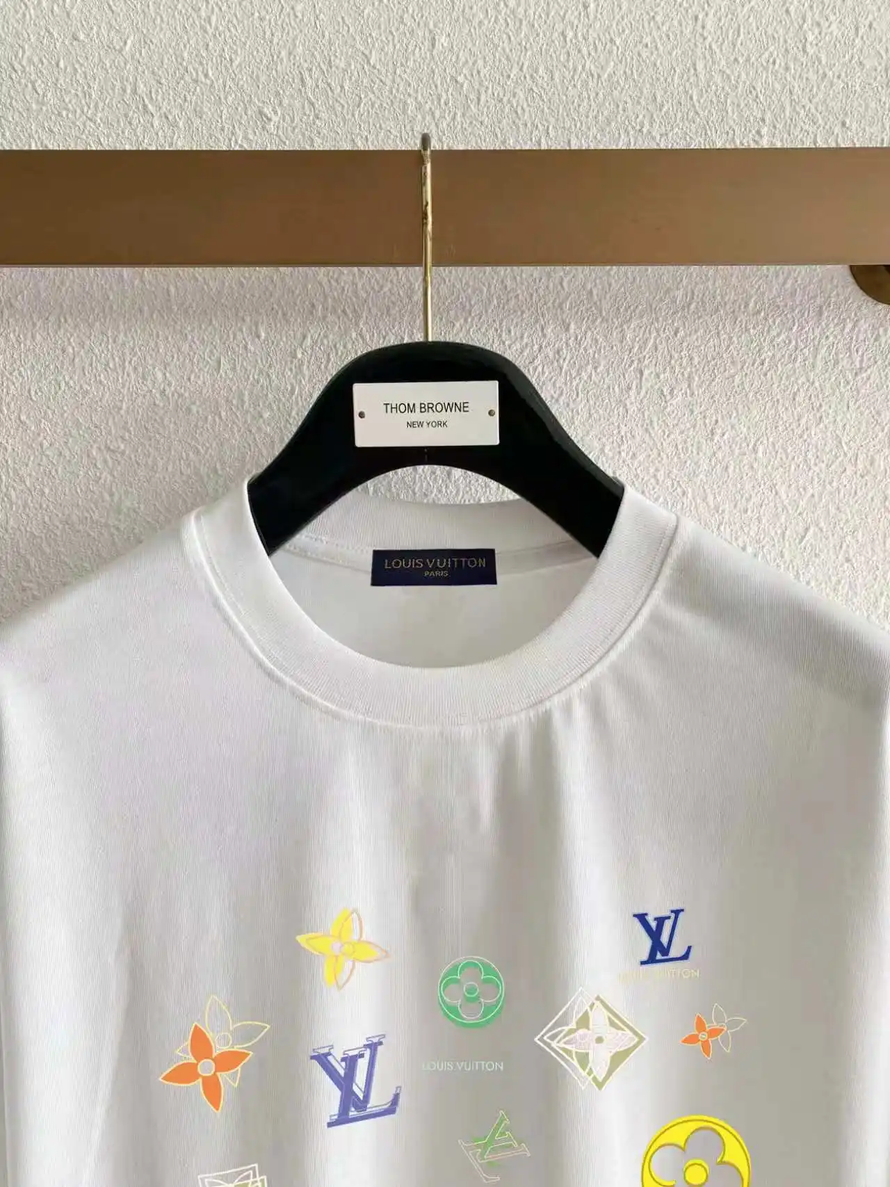 Monogram Badge Print Cotton T-Shirt D13520132 — view 3