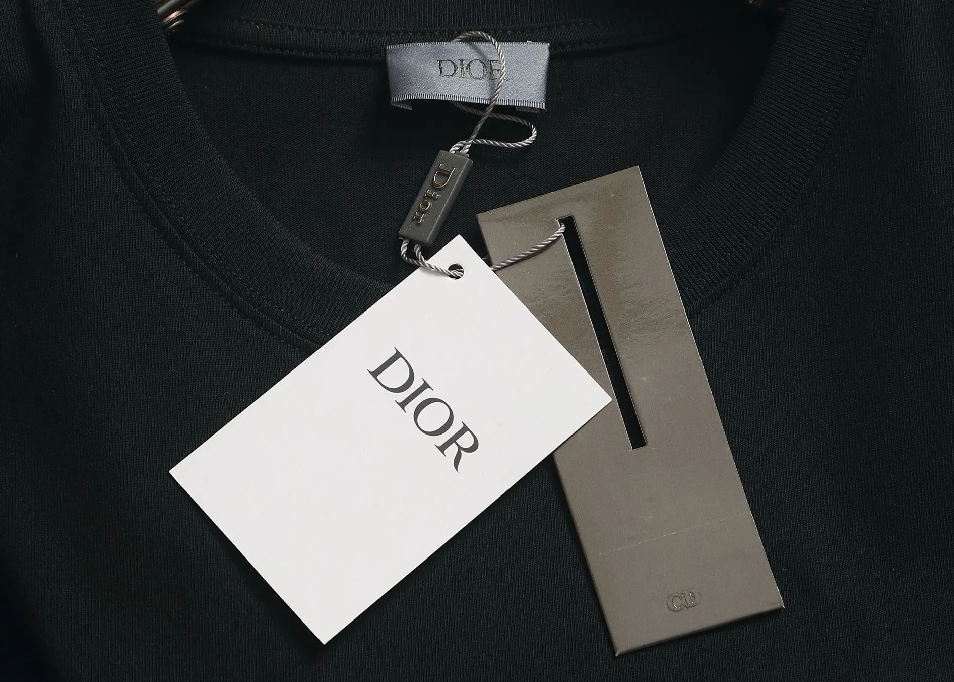Floral Logo Embroidery Crew-Neck T-Shirt D13520162 — view 7