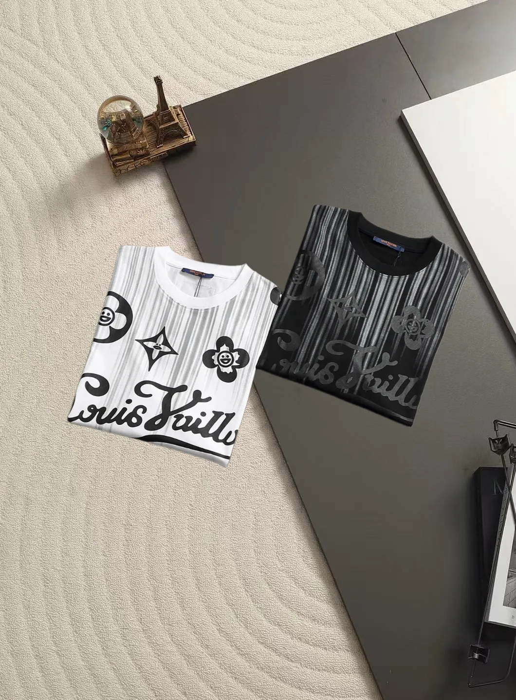 Logo Graphic Print Cotton T-Shirt D13520160 — view 2