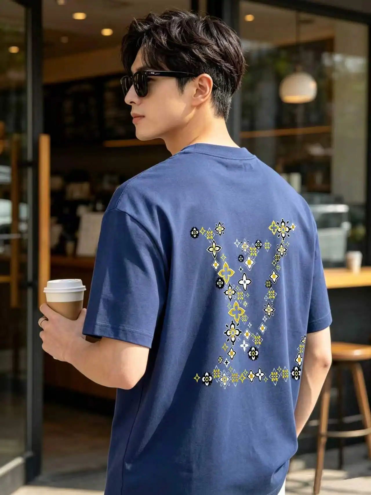 Signature Embroidered Graphic Print T-Shirt D14020314 — view 6