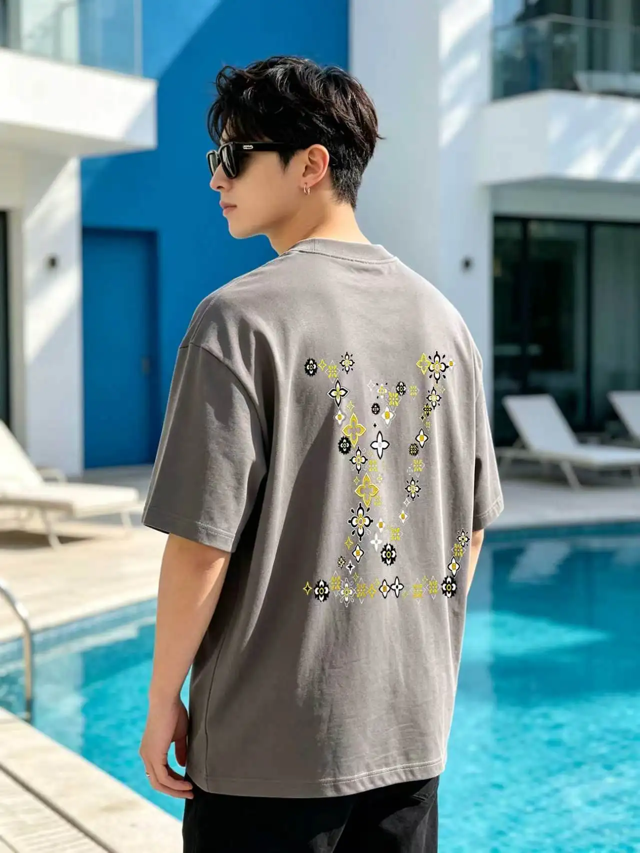 Signature Embroidered Logo Cotton T-Shirt D14020313 — view 6