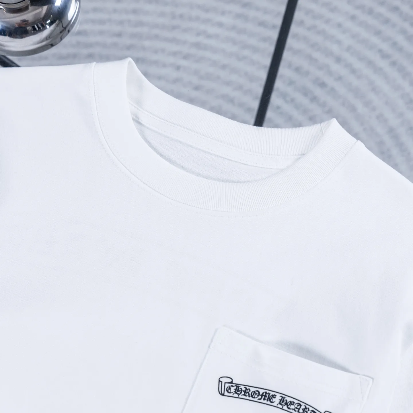 Aspen Exclusive Long-Sleeve Graphic T-Shirt D14021420 — view 7
