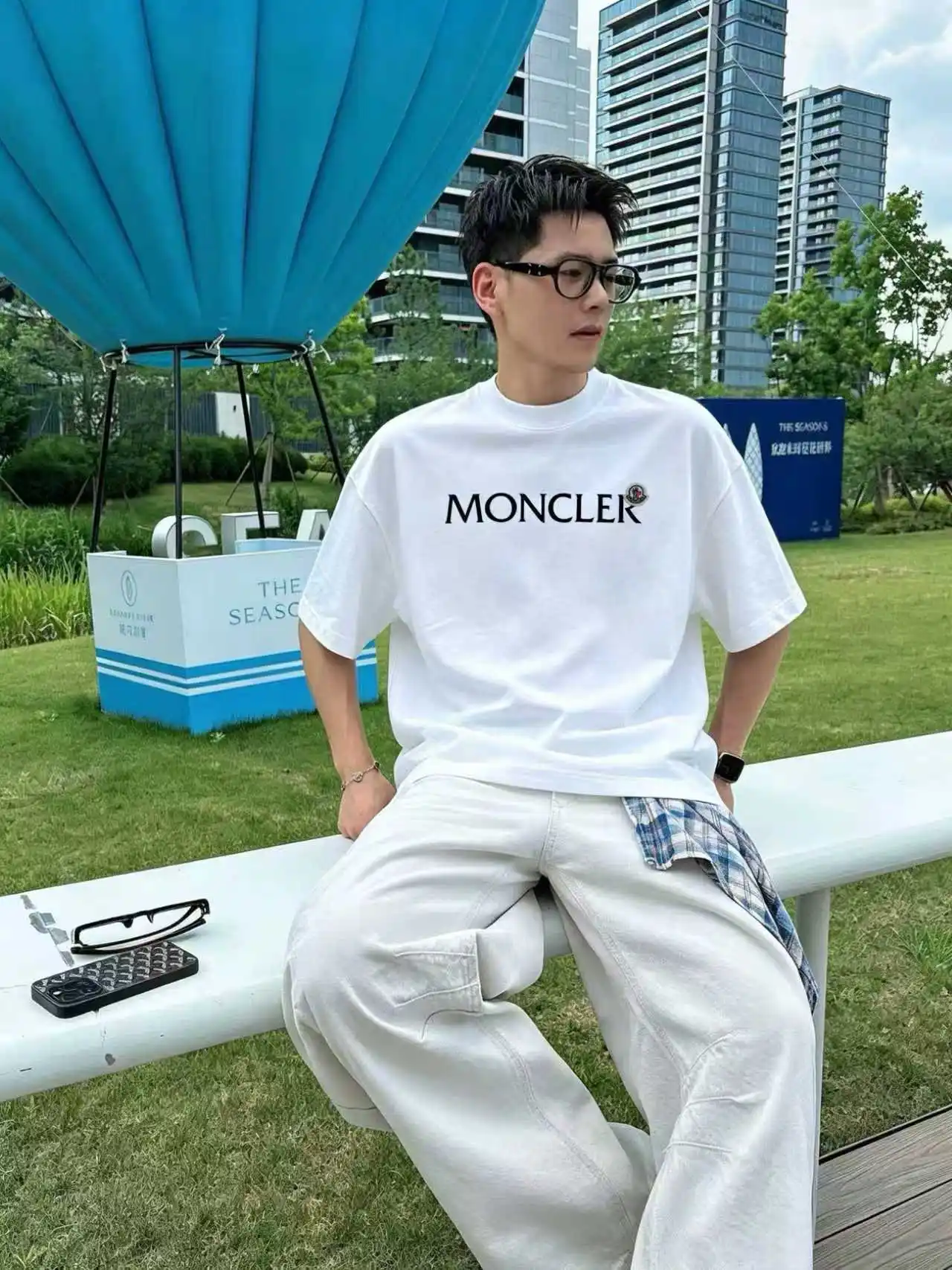 Logo Flocked Cotton T-Shirt D14020105 — view 5