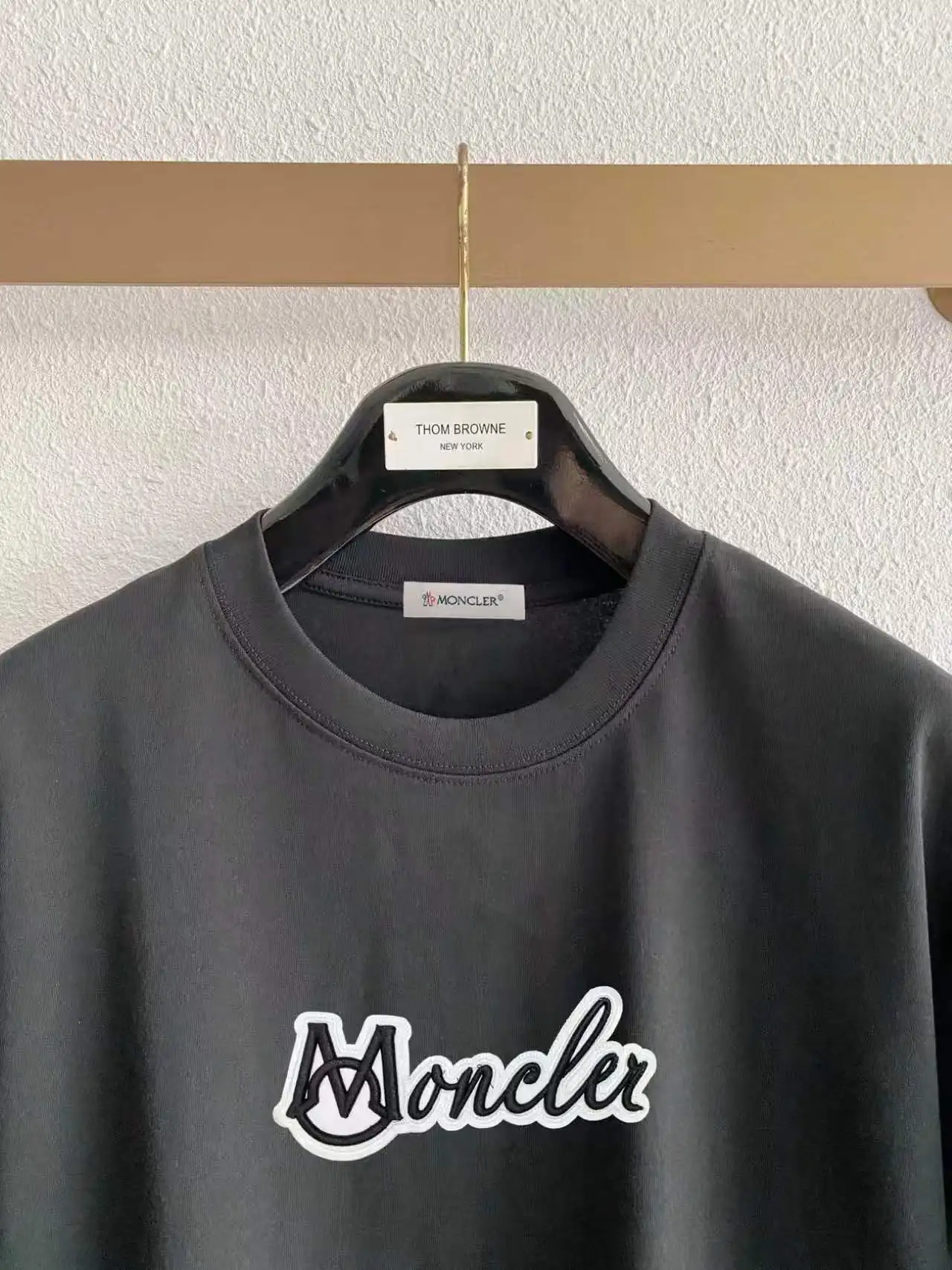Logo Embroidered Cotton T-Shirt D14020111 — view 3