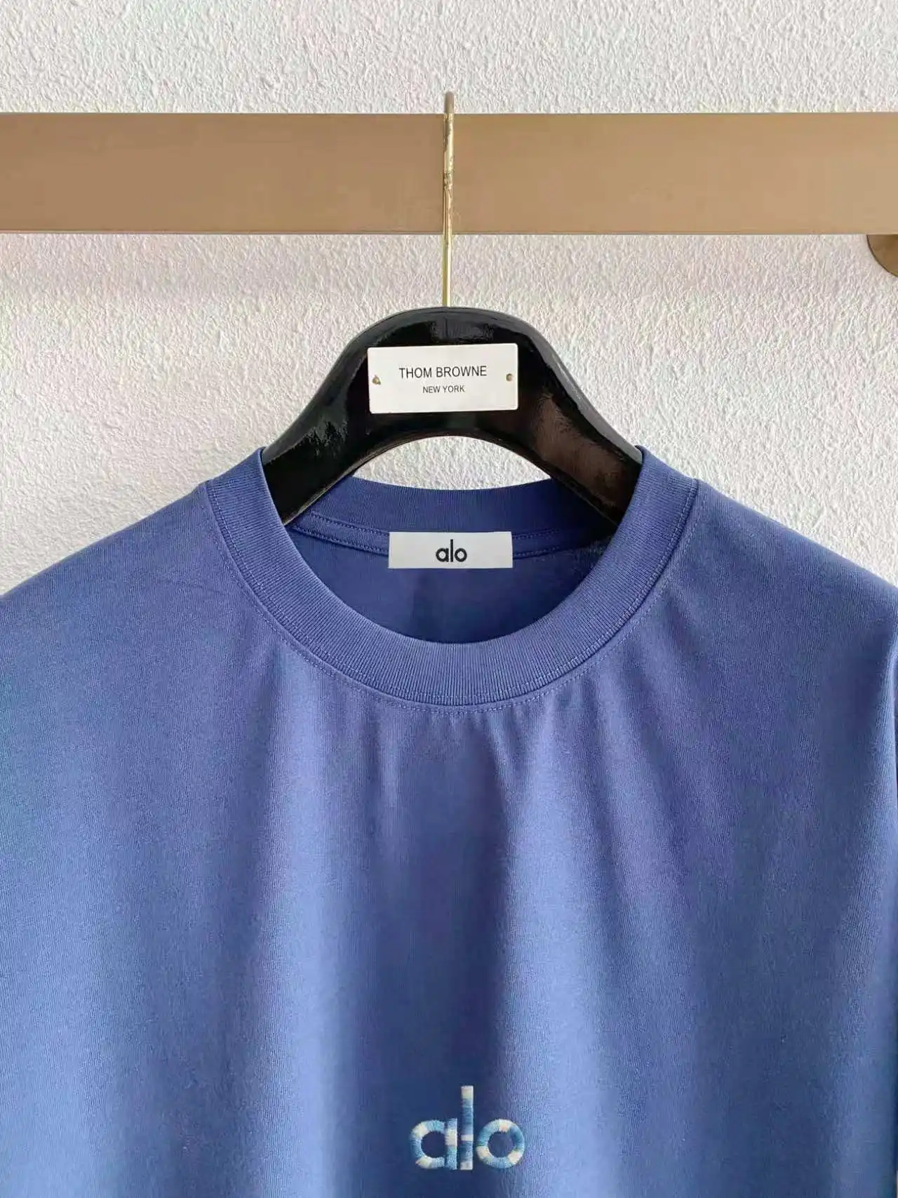 Logo Embroidered Cotton T-Shirt D14020118 — view 3