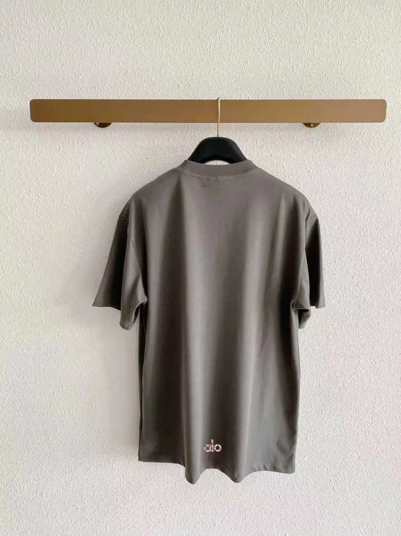 Alo Embroidered Logo Cotton T-Shirt D14020117 — view 2