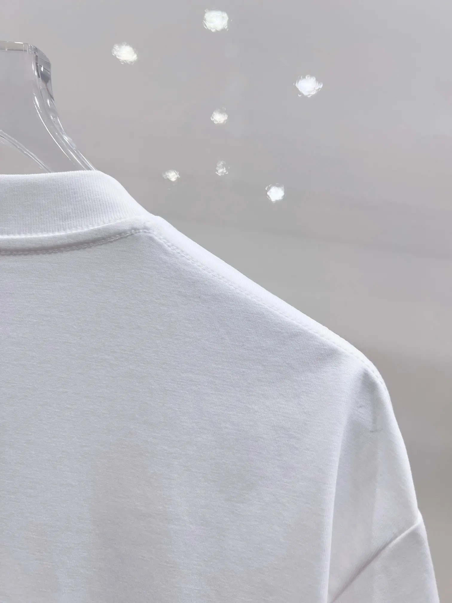 Medusa Logo Graphic T-Shirt D14520141 — view 7