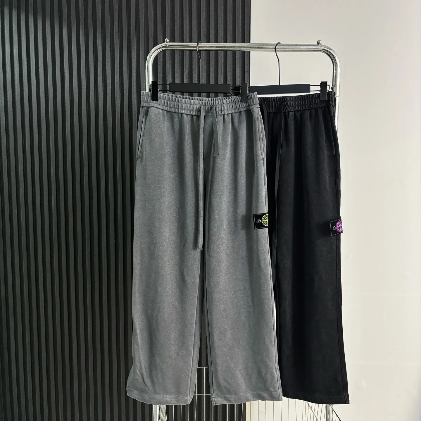 Garment-Dyed Cotton-Jersey Sweatpants D15021463 — view 2