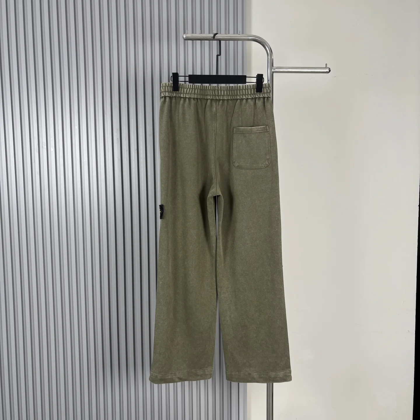 Garment-Dyed Cotton-Jersey Sweatpants D15021463 — view 6