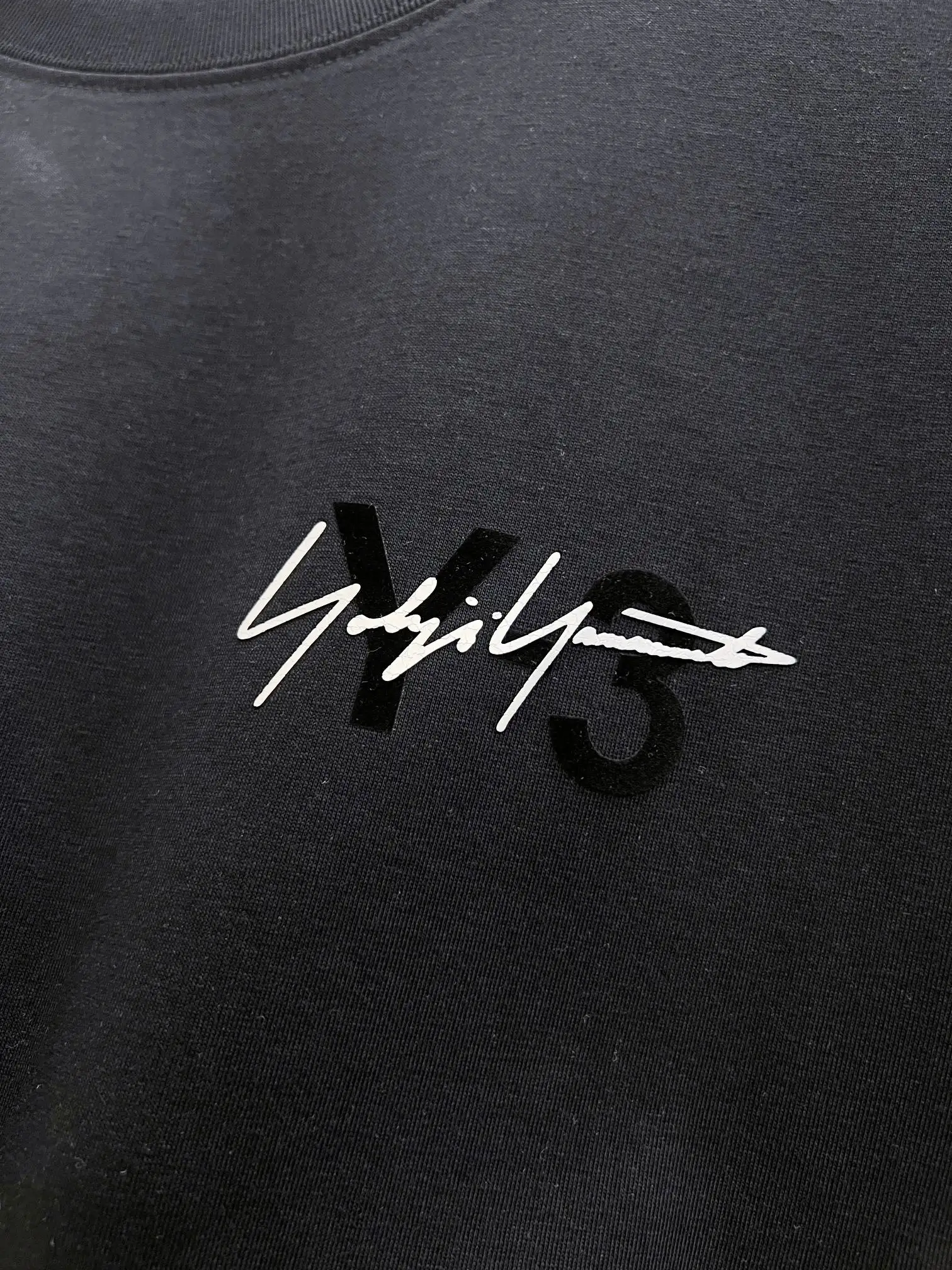 Y-3 Flocked Graphic Cotton-Blend T-Shirt D15020136 — view 7