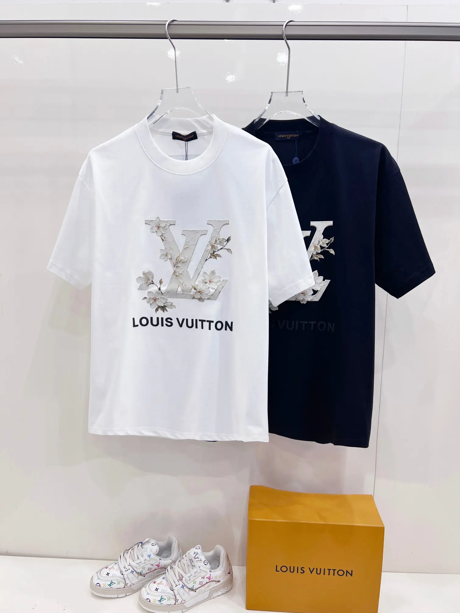 3D Floral Logo Cotton-Modal T-Shirt D15520153 — view 9