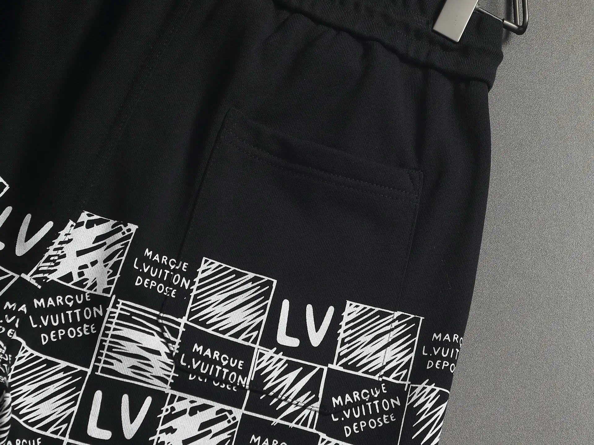 Logo-Print Cotton-Jersey Drawstring Shorts D15520184 — view 10