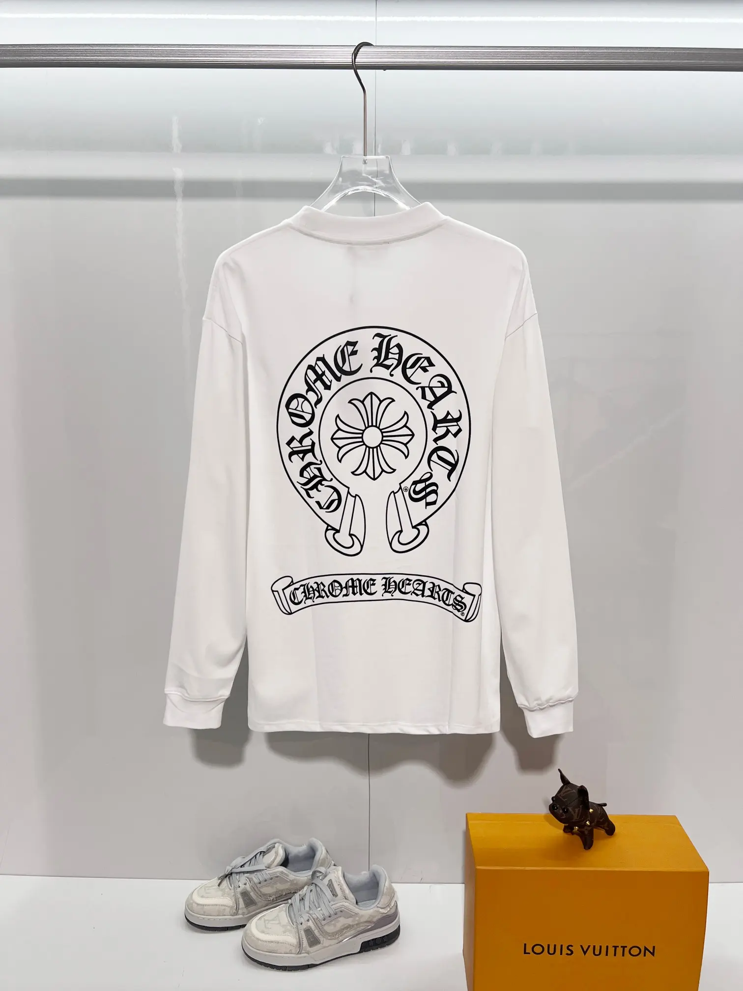Horseshoe Logo Long-Sleeve Cotton T-Shirt D16022881 — view 2