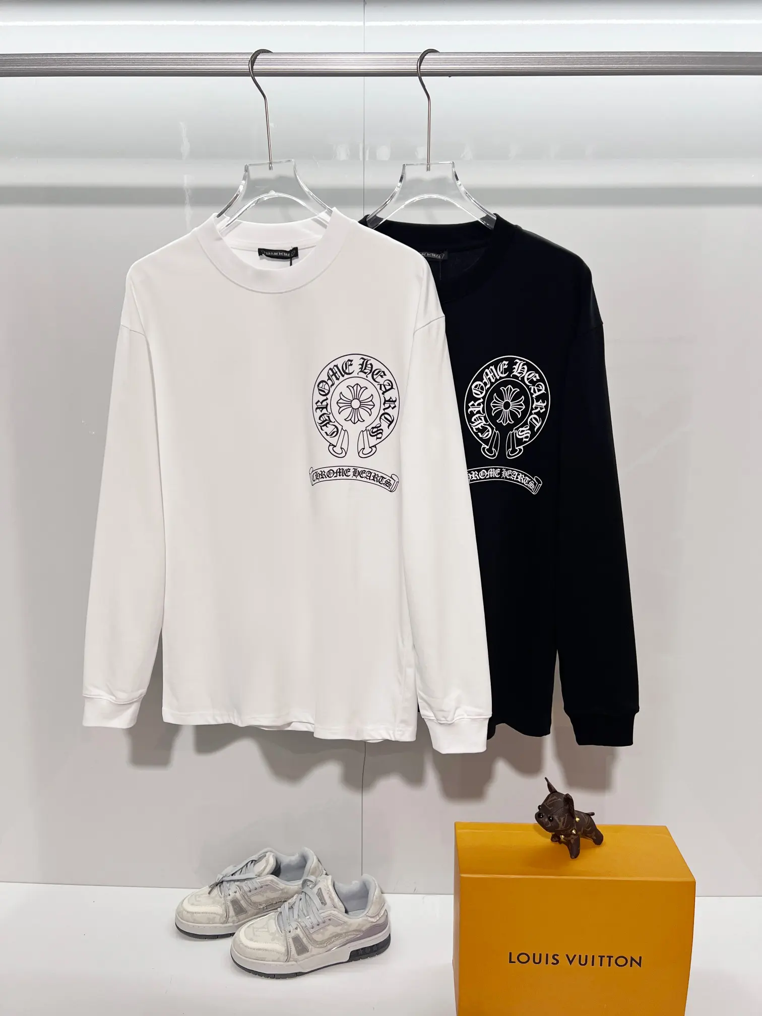 Horseshoe Logo Long-Sleeve Cotton T-Shirt D16022881 — view 12