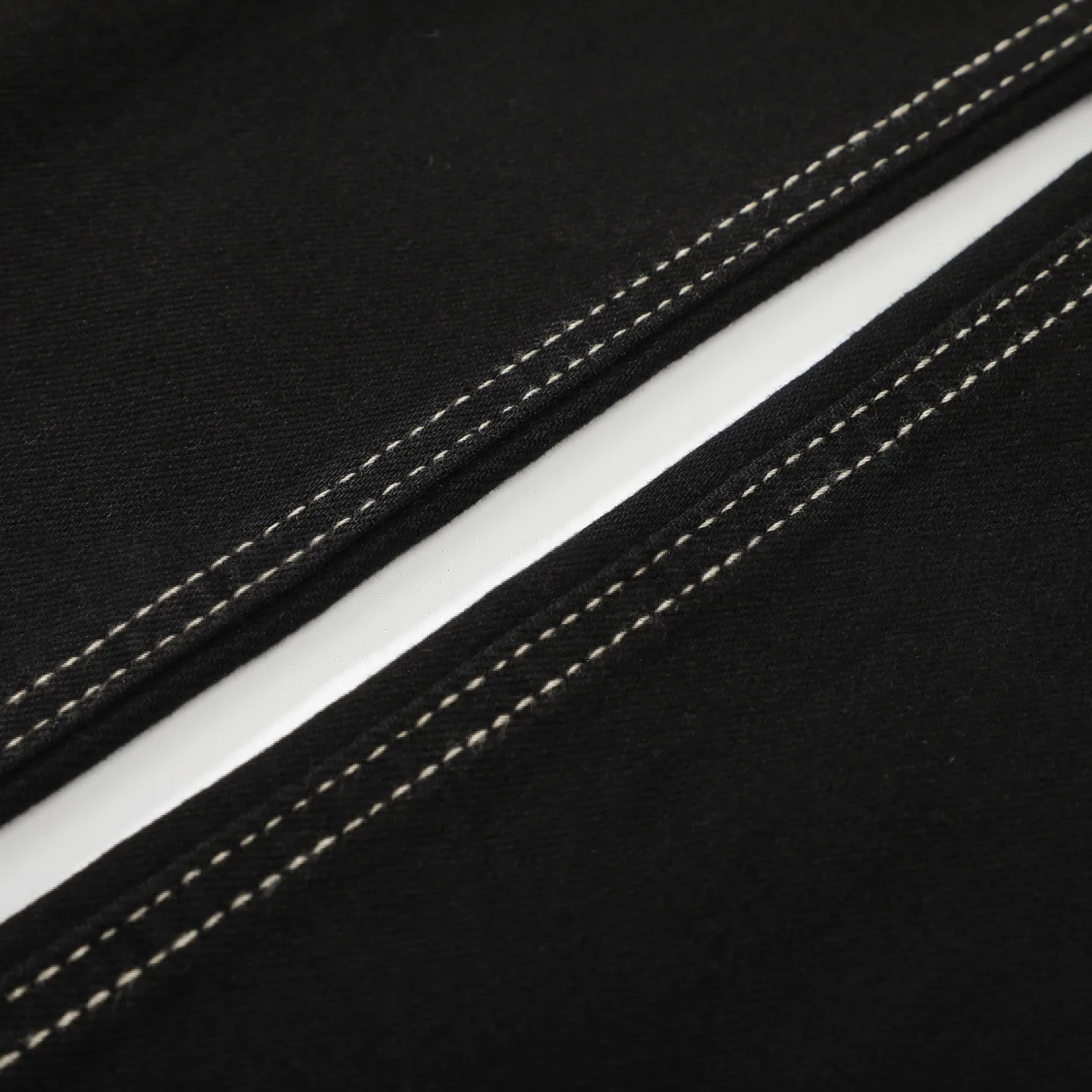 Contrast Stitch Flared Stretch Jeans D16021790 — view 6