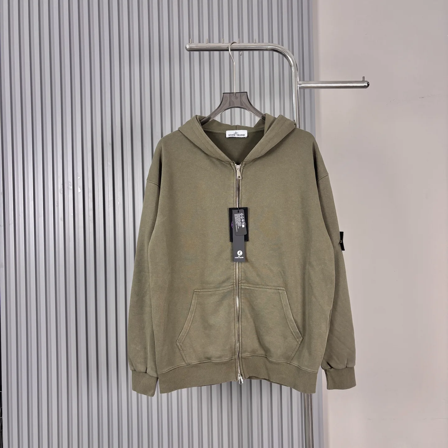 Garment-Dyed Zip-Up Hoodie D16021462