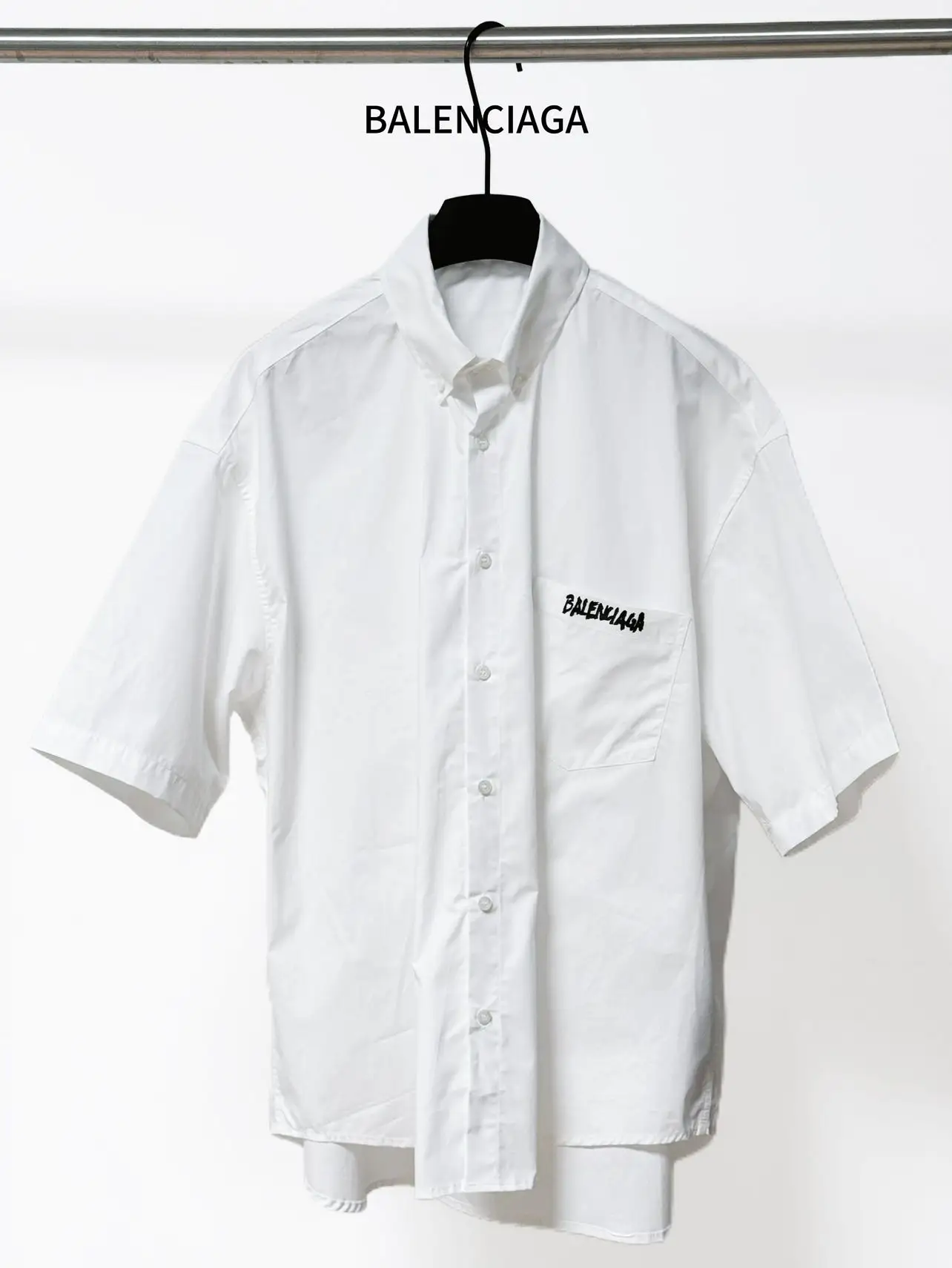 Oversized Tape Logo Short-Sleeve Shirt D16519831