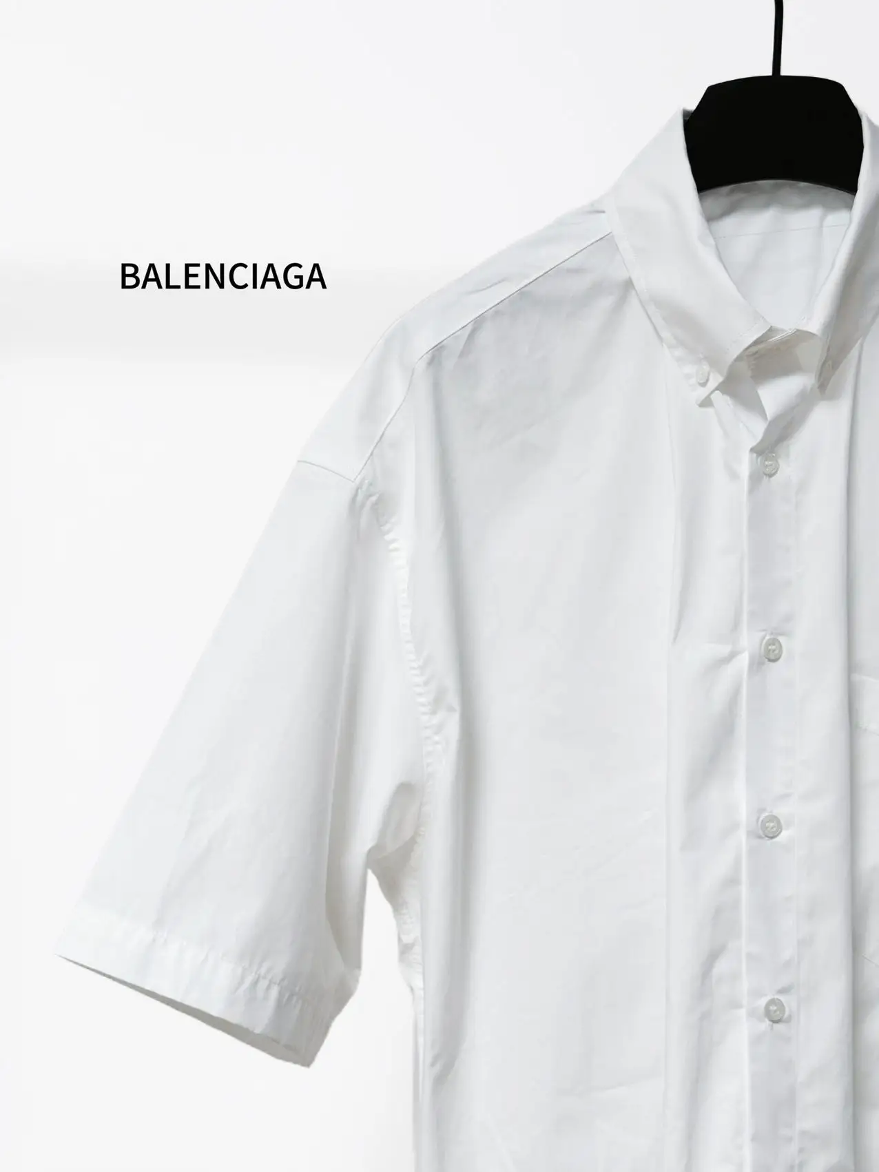 Oversized Tape Logo Short-Sleeve Shirt D16519831 — view 3