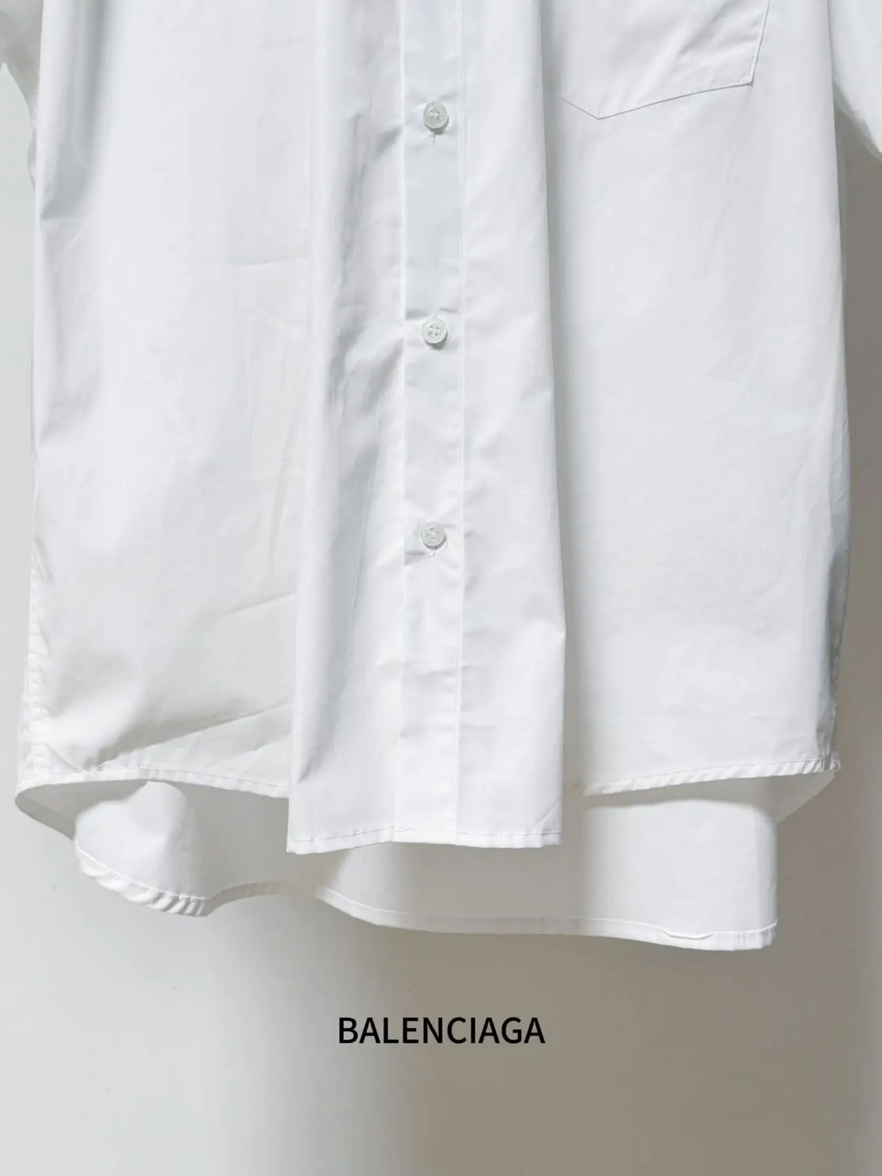 Oversized Tape Logo Short-Sleeve Shirt D16519831 — view 7