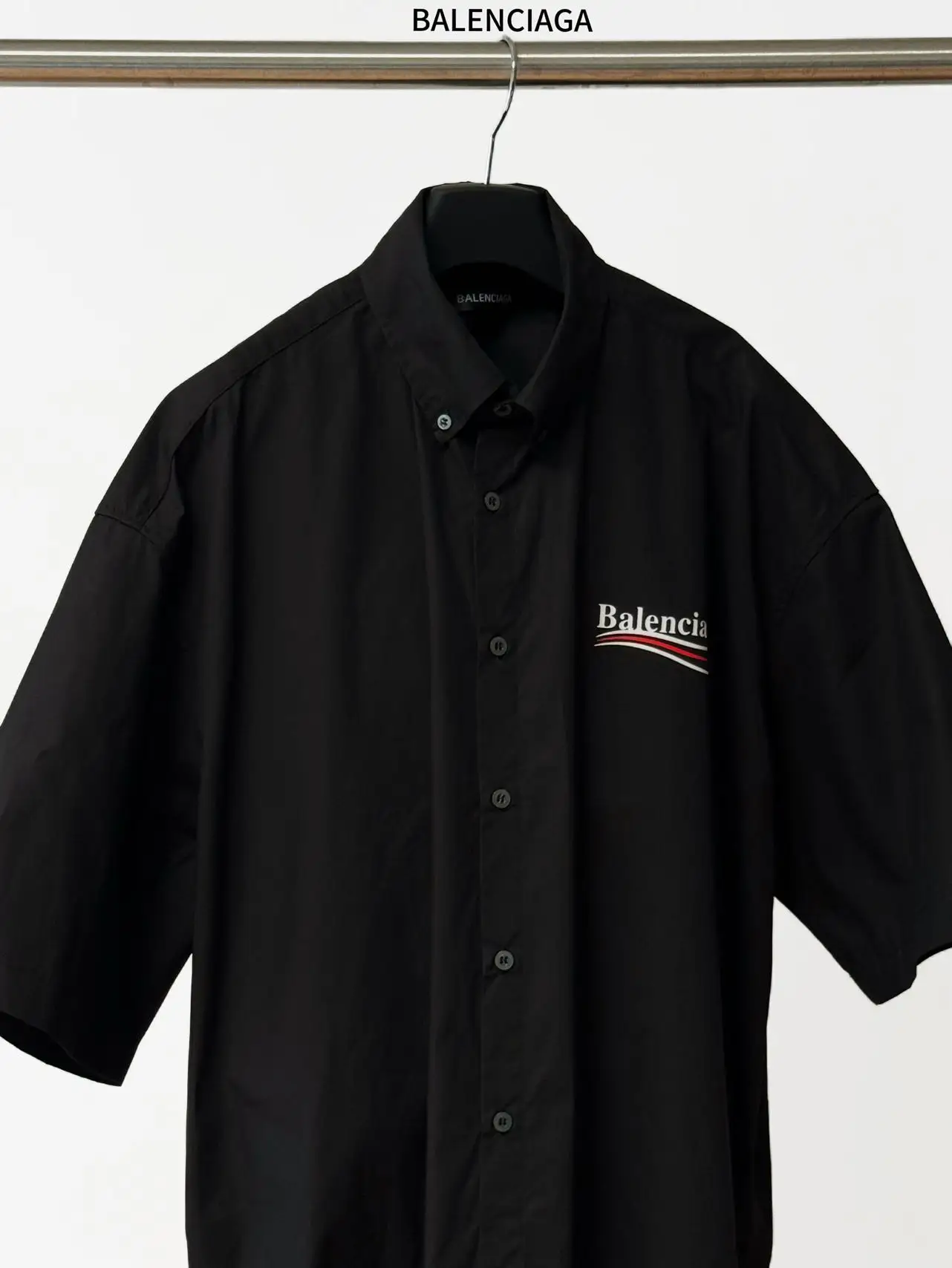 Political Campaign Logo Short-Sleeve Shirt D16519828 — view 4