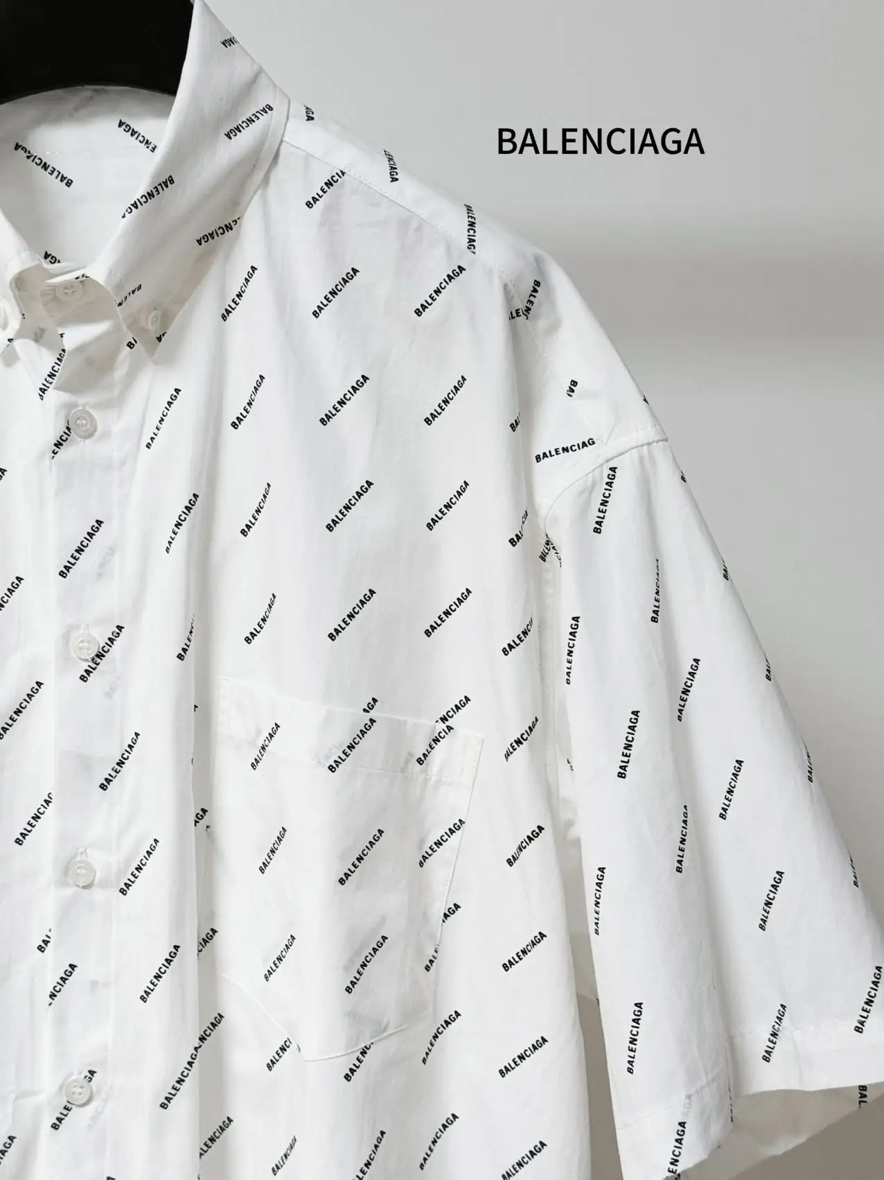 Monogram Print Short-Sleeve Oversized Shirt D16519839 — view 5
