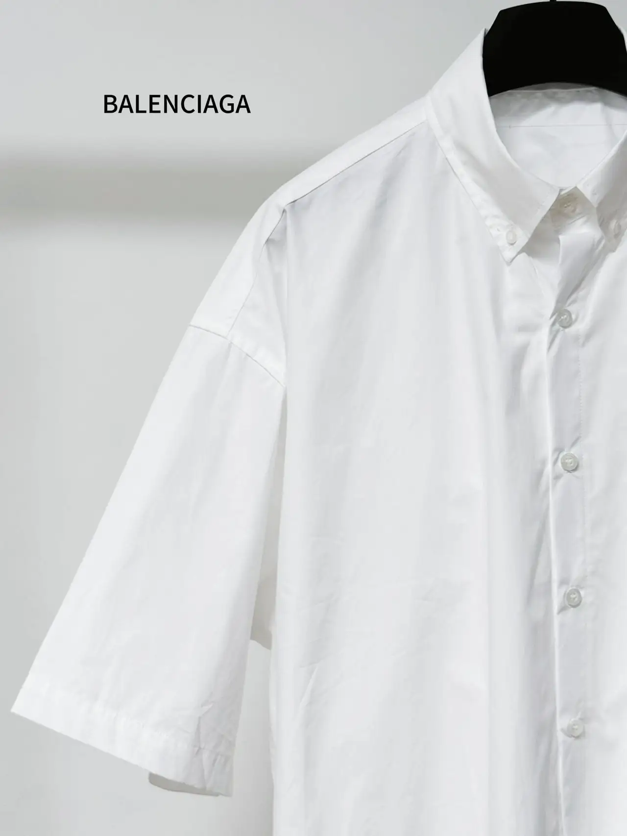 Embroidered Logo Short-Sleeve Cotton Shirt D16519833 — view 3