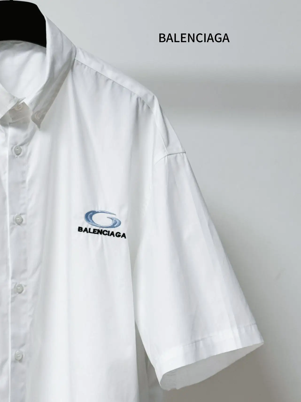 Embroidered Logo Short-Sleeve Cotton Shirt D16519833 — view 5